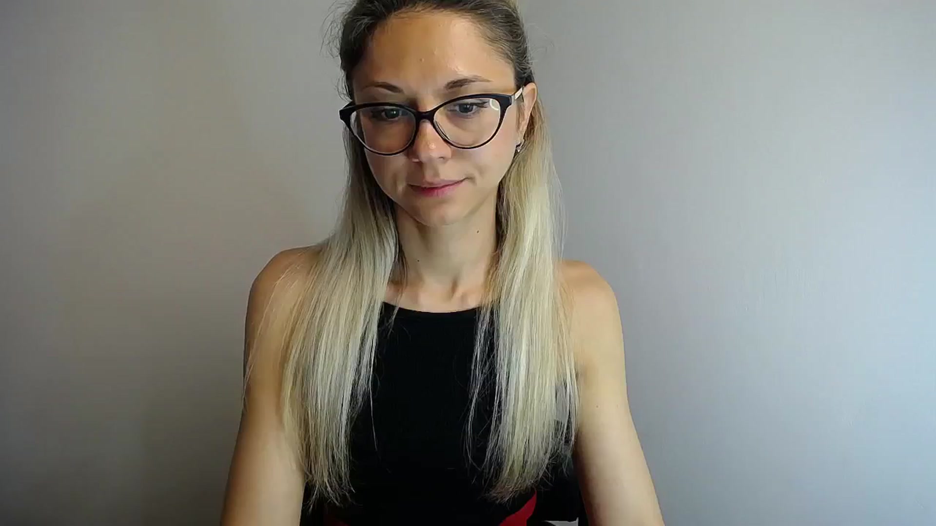 Gallery image thumbnail from Sunshine_alis's myfreecams stream on, 06/01/2024, 12:34 image 5 of 20