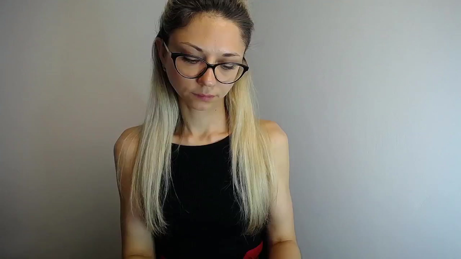 Gallery image thumbnail from Sunshine_alis's myfreecams stream on, 06/01/2024, 12:34 image 7 of 20