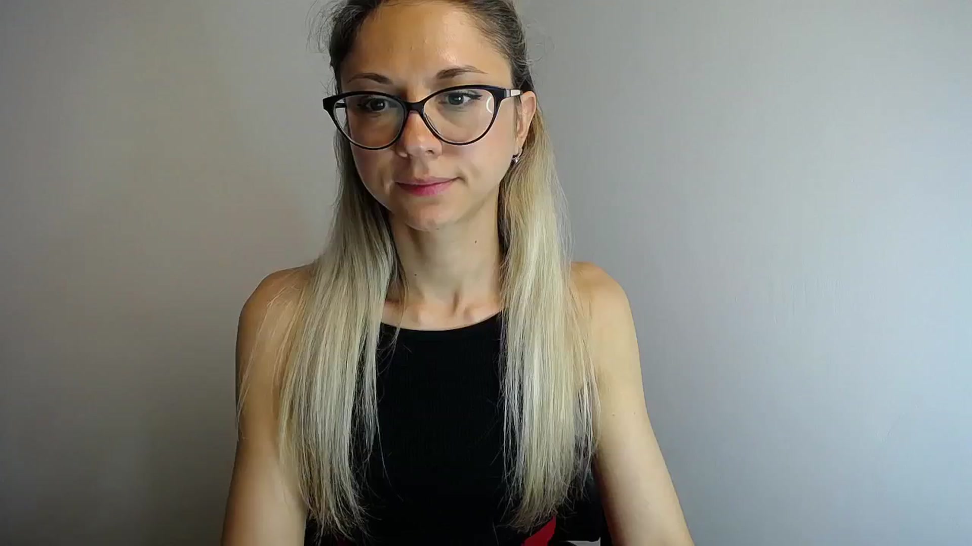 Gallery image thumbnail from Sunshine_alis's myfreecams stream on, 06/01/2024, 12:34 image 9 of 20