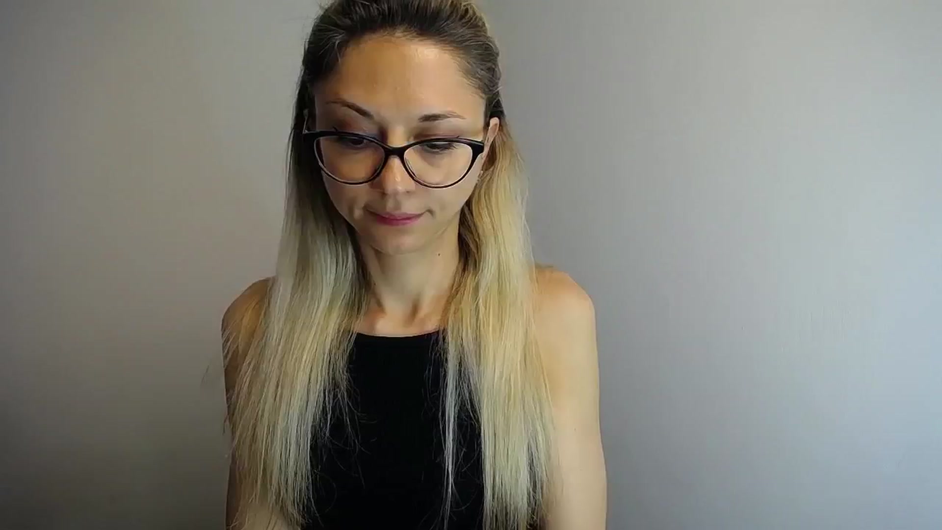 Gallery image thumbnail from Sunshine_alis's myfreecams stream on, 06/01/2024, 14:49 image 5 of 20