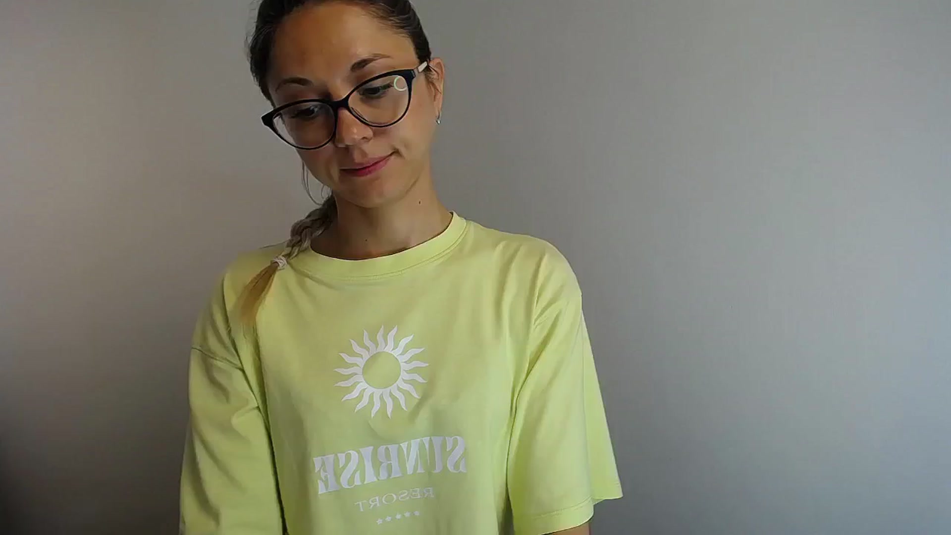 Gallery image thumbnail from Sunshine_alis's myfreecams stream on, 06/05/2024, 11:51 image 16 of 20