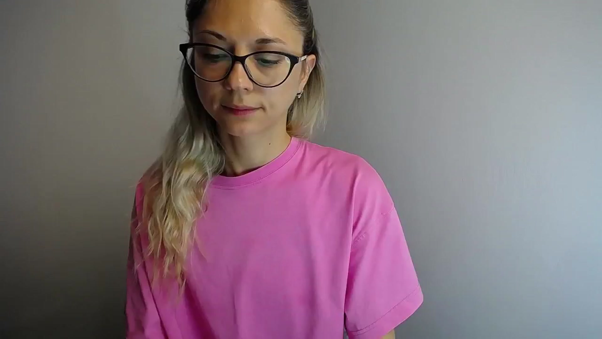 Gallery image thumbnail from Sunshine_alis's myfreecams stream on, 06/06/2024, 11:57 image 19 of 20