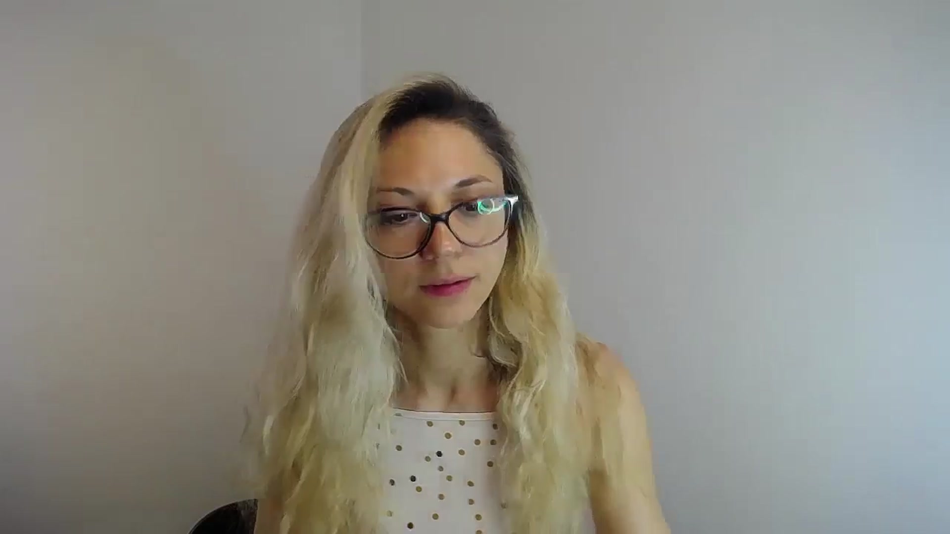 Gallery image thumbnail from Sunshine_alis's myfreecams stream on, 06/07/2024, 11:35 image 17 of 20