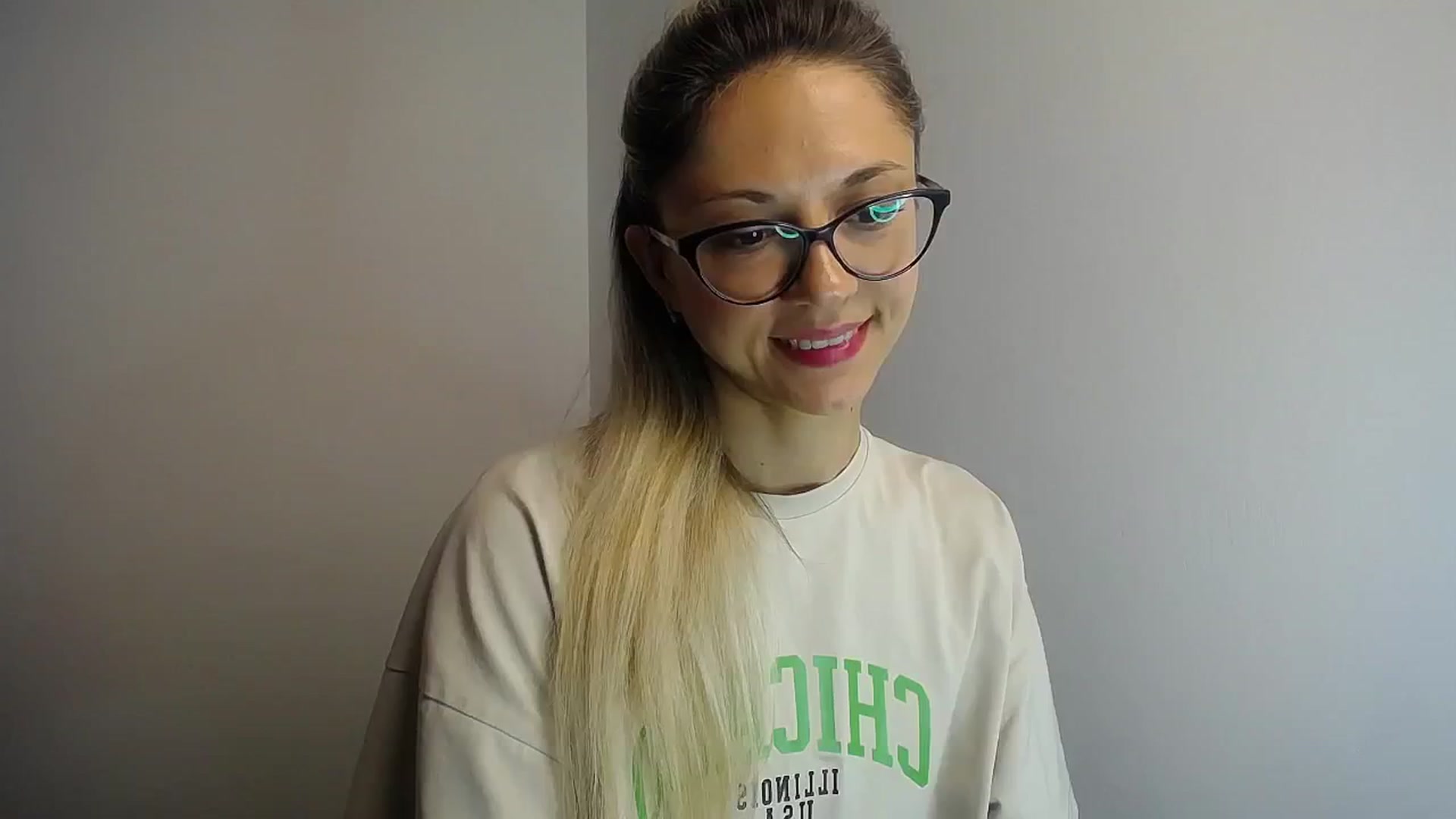 Gallery image thumbnail from Sunshine_alis's myfreecams stream on, 06/08/2024, 11:00 image 3 of 20