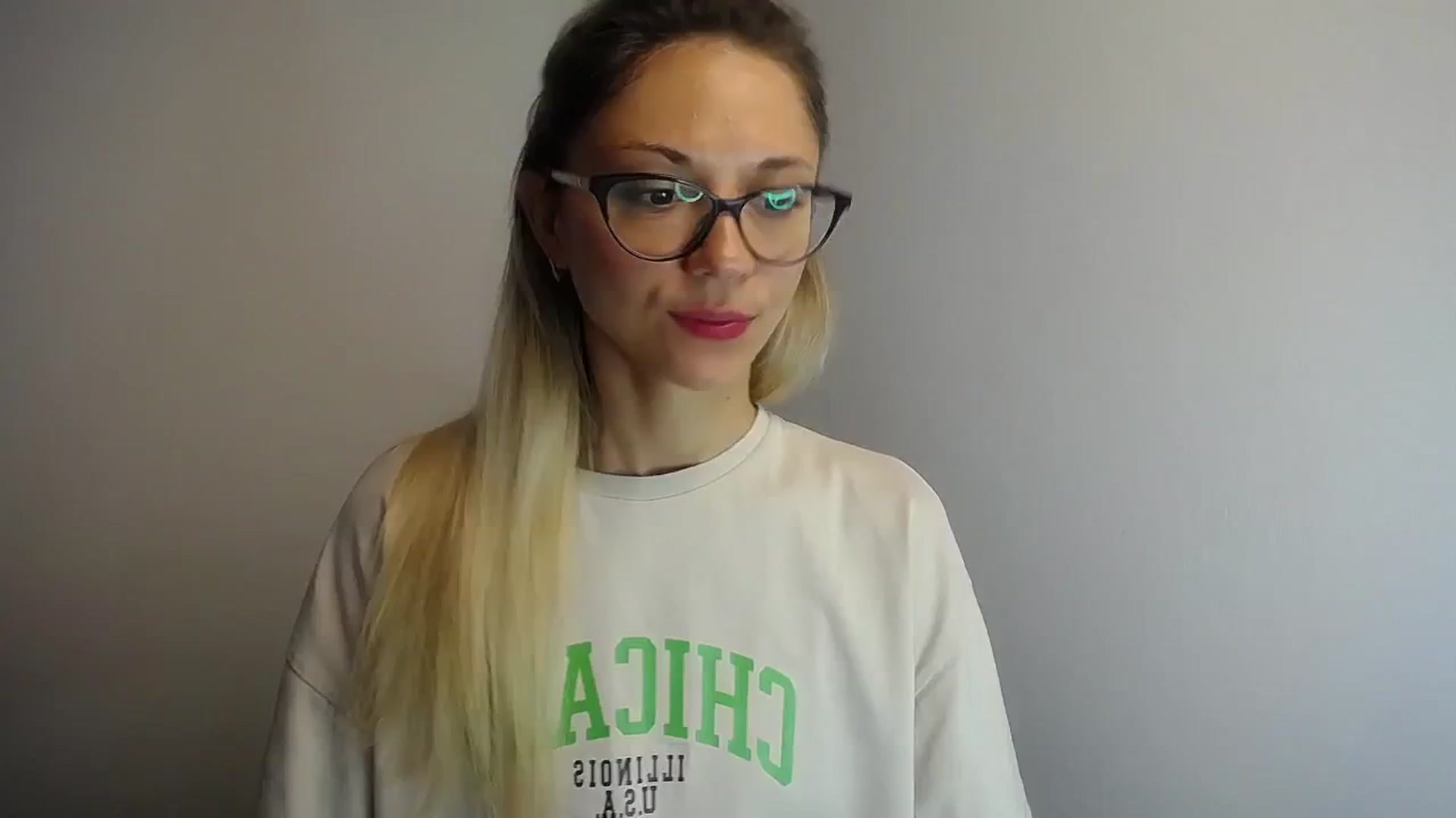 Gallery image thumbnail from Sunshine_alis's myfreecams stream on, 06/08/2024, 11:00 image 18 of 20