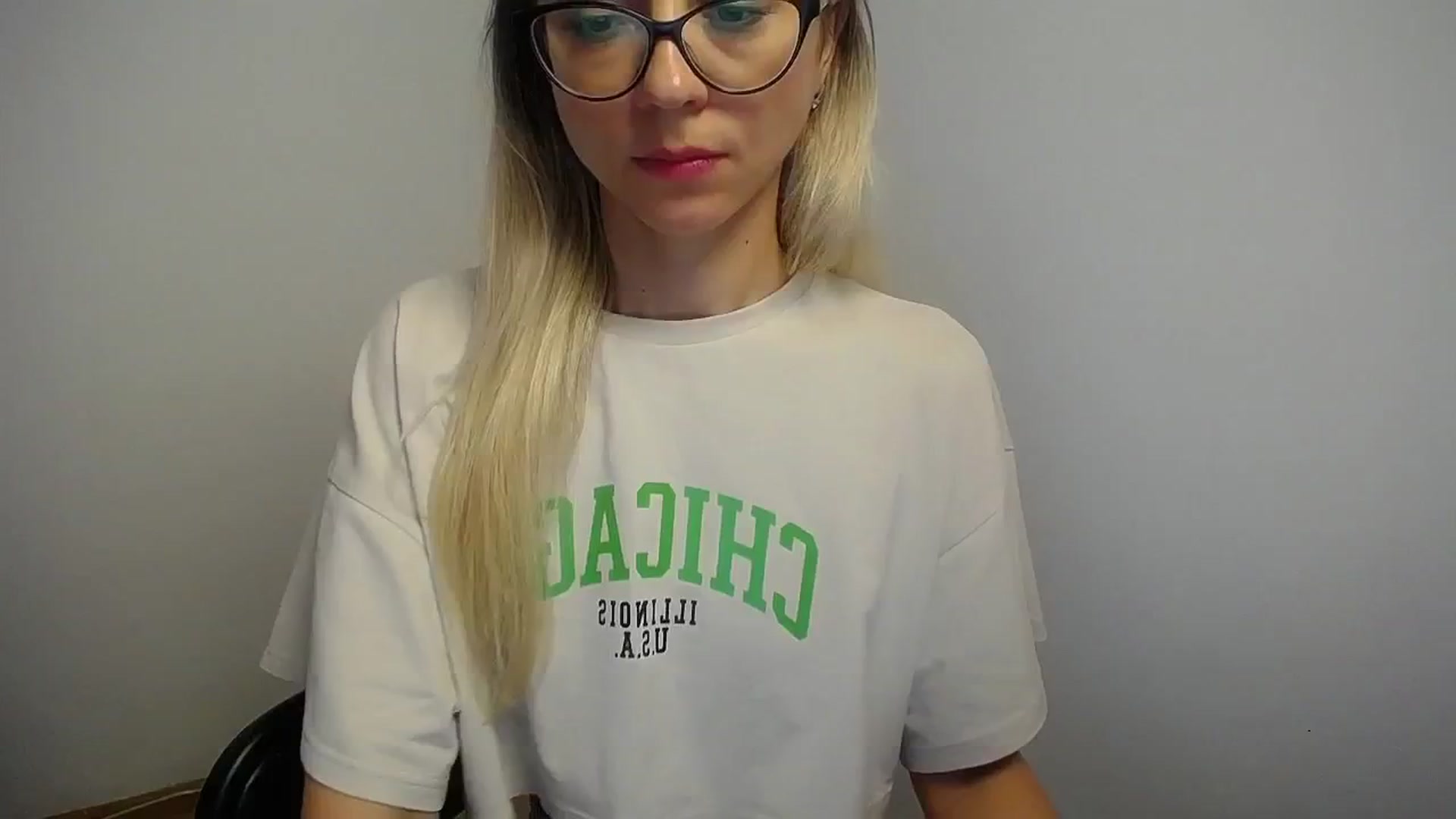 Gallery image thumbnail from Sunshine_alis's myfreecams stream on, 06/08/2024, 14:07 image 13 of 20