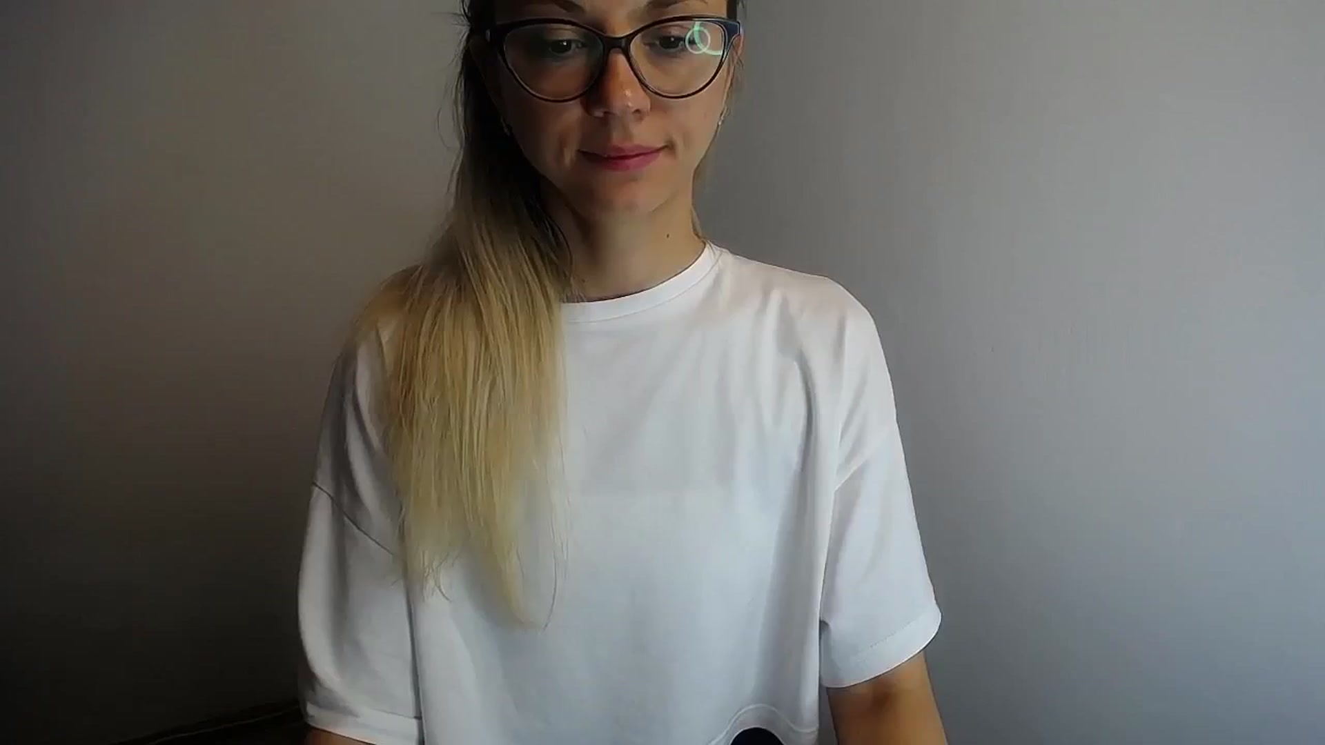 Gallery image thumbnail from Sunshine_alis's myfreecams stream on, 06/10/2024, 14:09 image 3 of 20