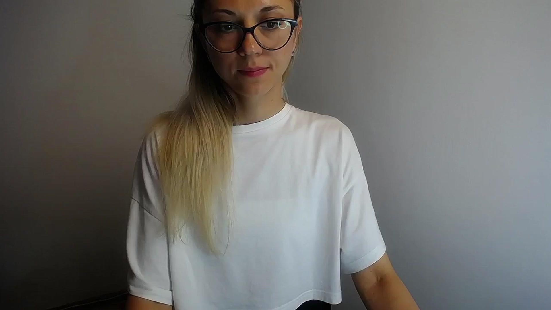 Gallery image thumbnail from Sunshine_alis's myfreecams stream on, 06/10/2024, 14:09 image 4 of 20