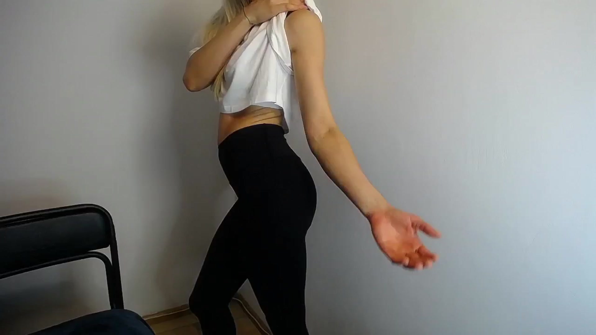 Gallery image thumbnail from Sunshine_alis's myfreecams stream on, 06/10/2024, 14:09 image 8 of 20