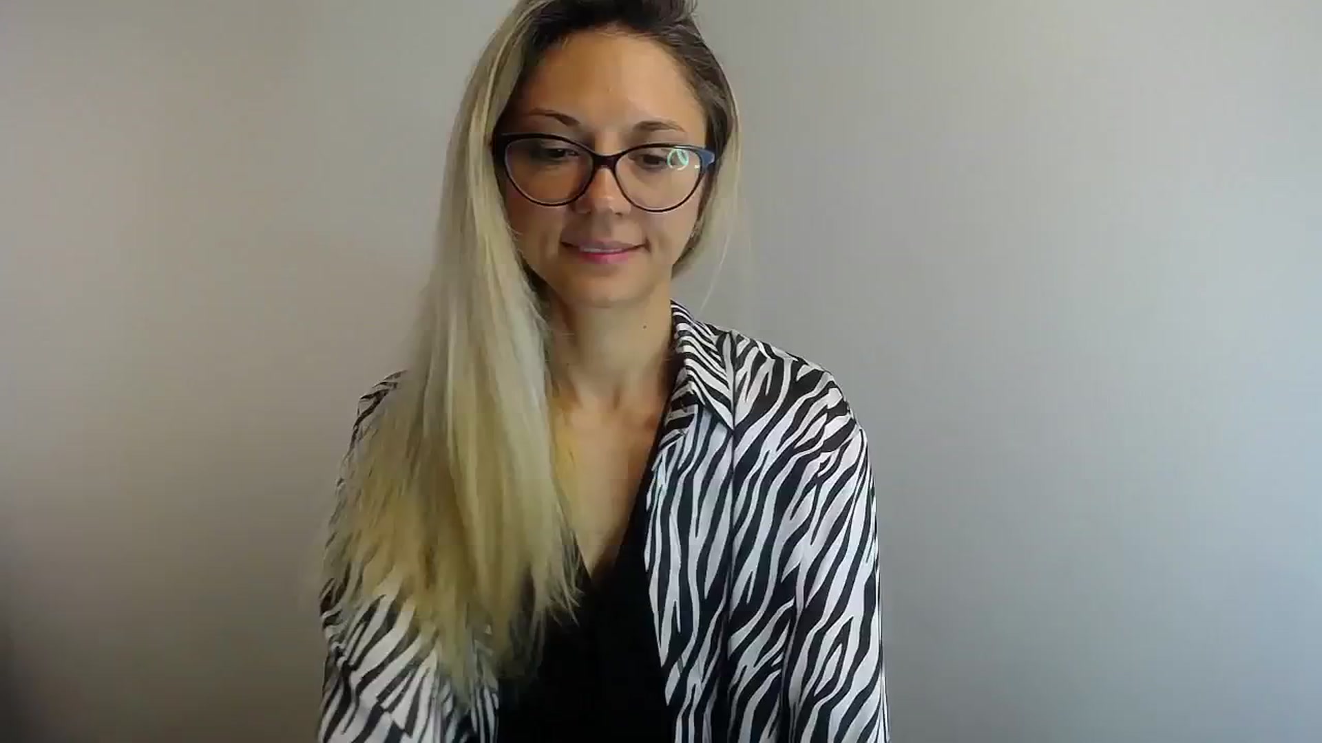 Gallery image thumbnail from Sunshine_alis's myfreecams stream on, 06/11/2024, 13:45 image 19 of 20