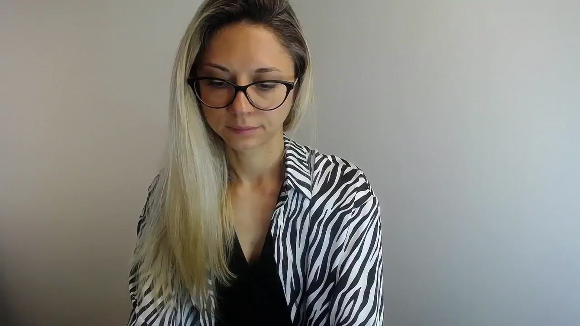 Gallery image thumbnail from Sunshine_alis's myfreecams stream on, 06/11/2024, 14:16 image 1 of 20