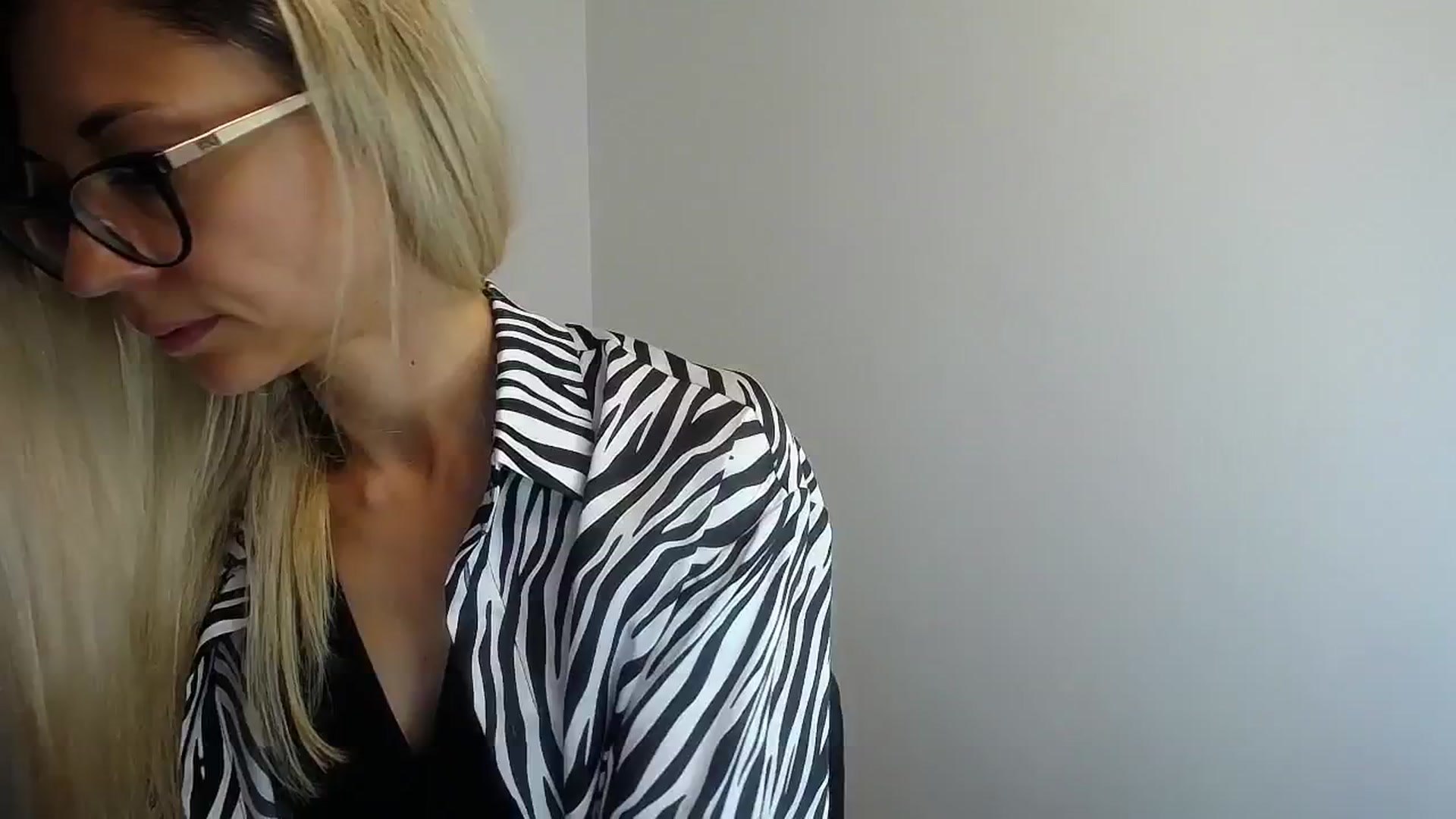 Gallery image thumbnail from Sunshine_alis's myfreecams stream on, 06/11/2024, 14:16 image 9 of 20