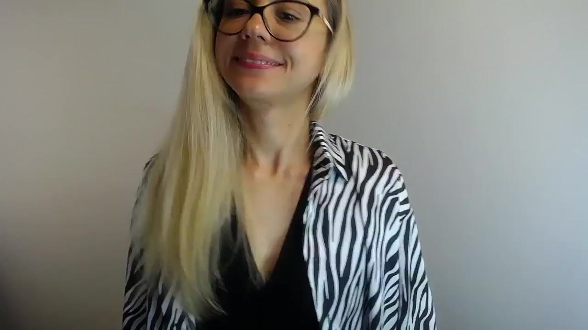 Gallery image thumbnail from Sunshine_alis's myfreecams stream on, 06/11/2024, 14:16 image 15 of 20
