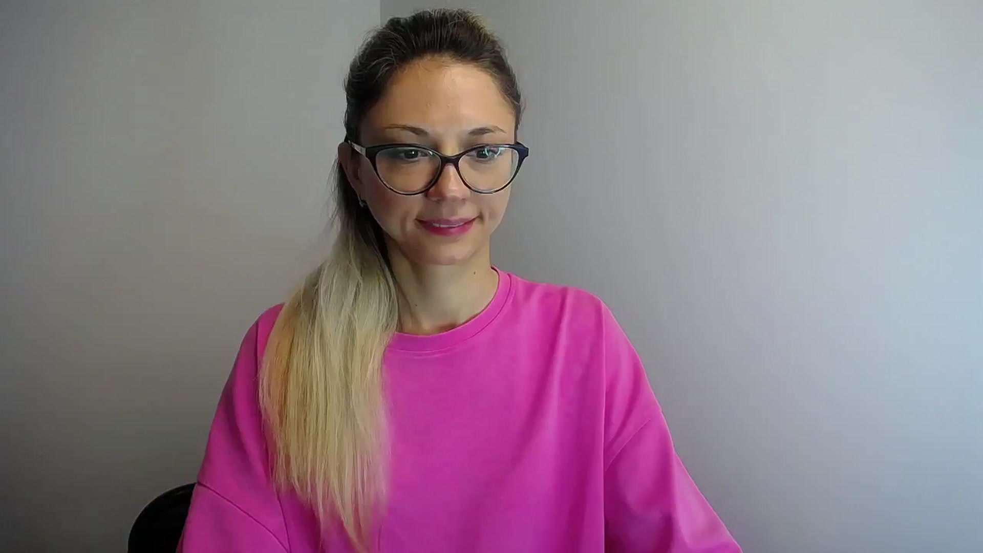 Gallery image thumbnail from Sunshine_alis's myfreecams stream on, 06/15/2024, 11:39 image 11 of 20