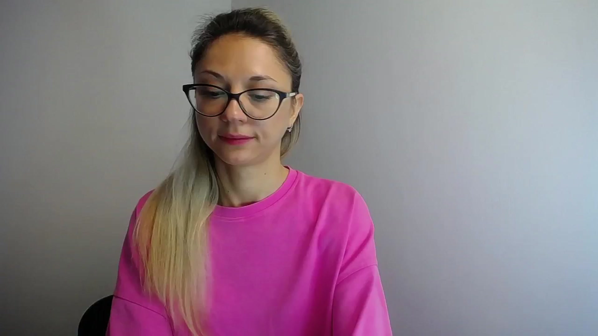 Gallery image thumbnail from Sunshine_alis's myfreecams stream on, 06/15/2024, 11:39 image 13 of 20