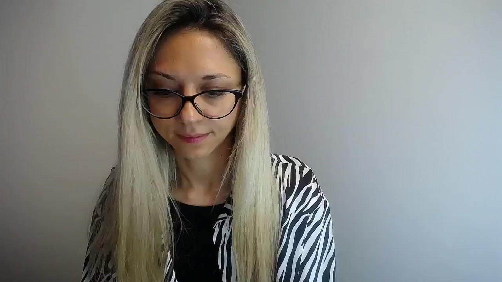 Gallery image thumbnail from Sunshine_alis's myfreecams stream on, 06/17/2024, 13:48 image 19 of 20