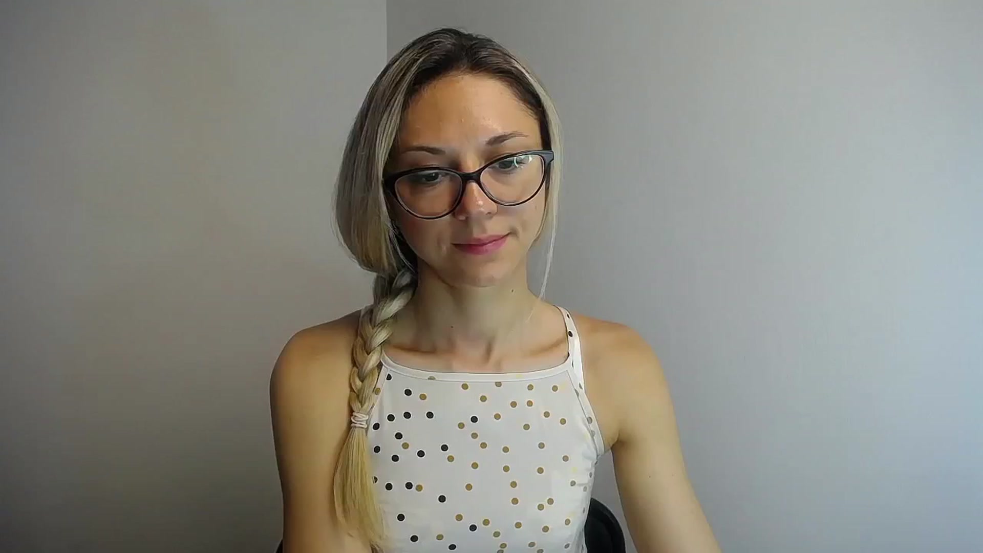 Gallery image thumbnail from Sunshine_alis's myfreecams stream on, 06/18/2024, 10:19 image 10 of 20