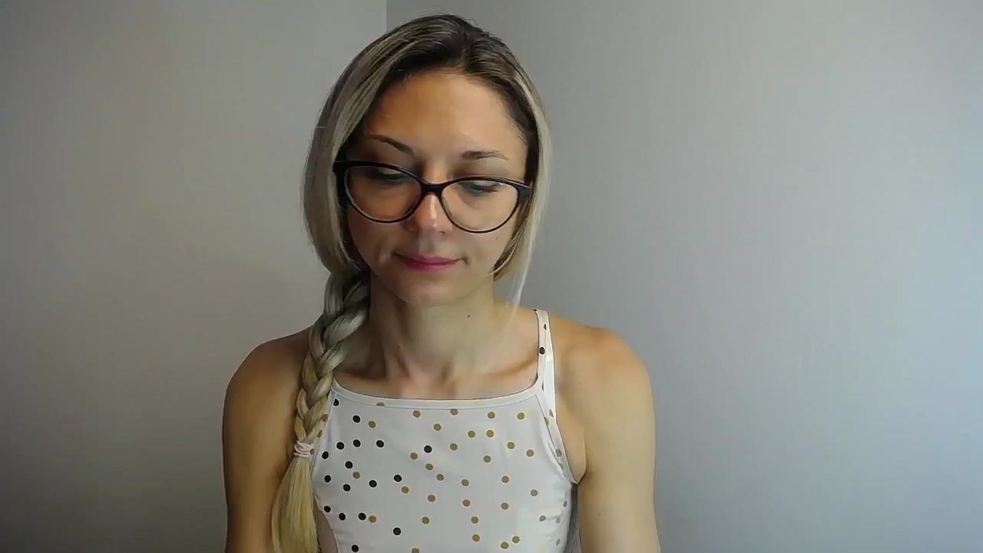 Gallery image thumbnail from Sunshine_alis's myfreecams stream on, 06/18/2024, 10:19 image 13 of 20