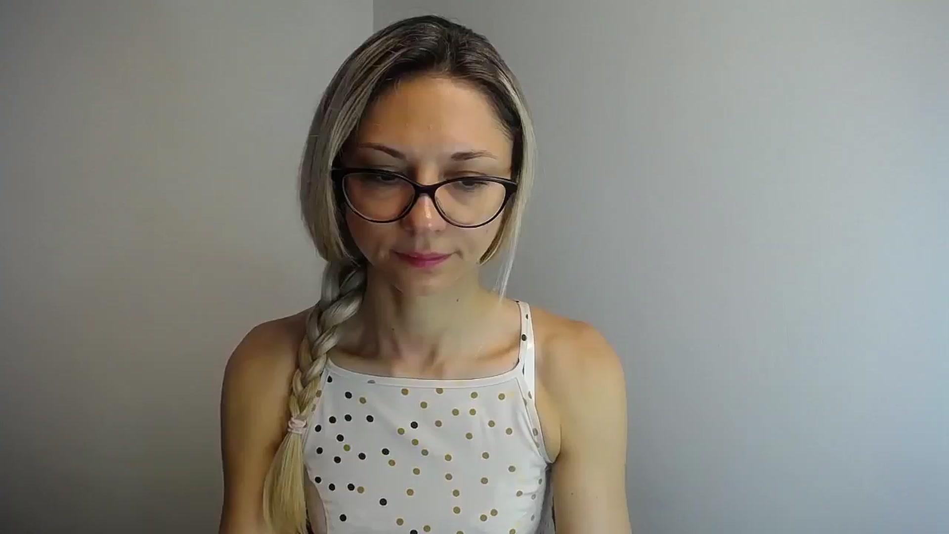 Gallery image thumbnail from Sunshine_alis's myfreecams stream on, 06/18/2024, 10:19 image 11 of 20