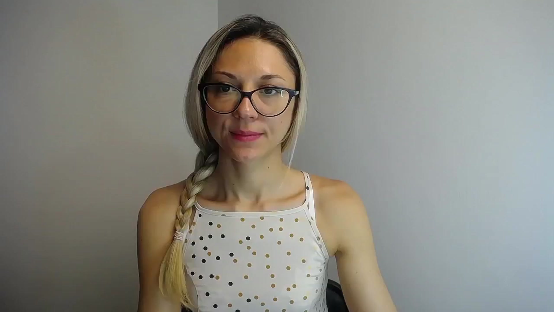 Gallery image thumbnail from Sunshine_alis's myfreecams stream on, 06/18/2024, 10:19 image 7 of 20