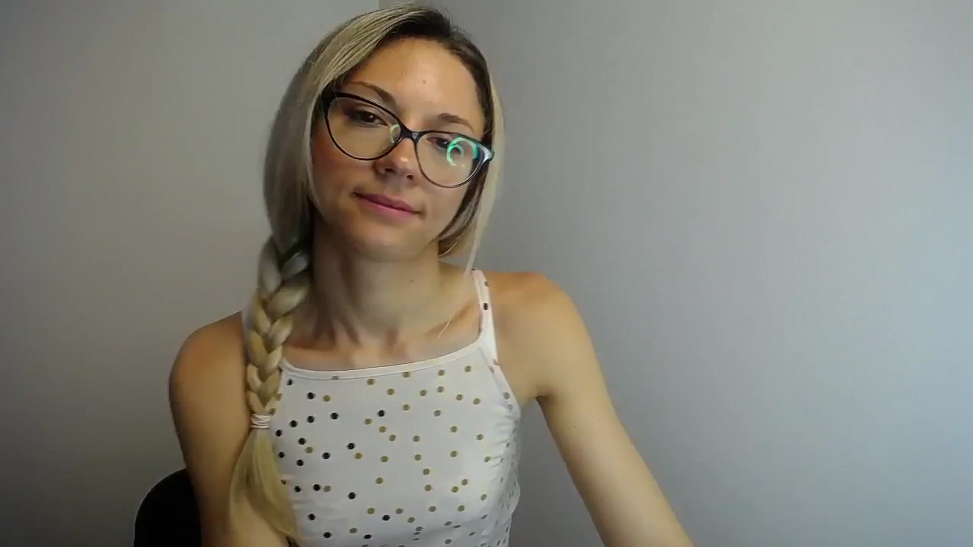Gallery image thumbnail from Sunshine_alis's myfreecams stream on, 06/18/2024, 11:07 image 10 of 20