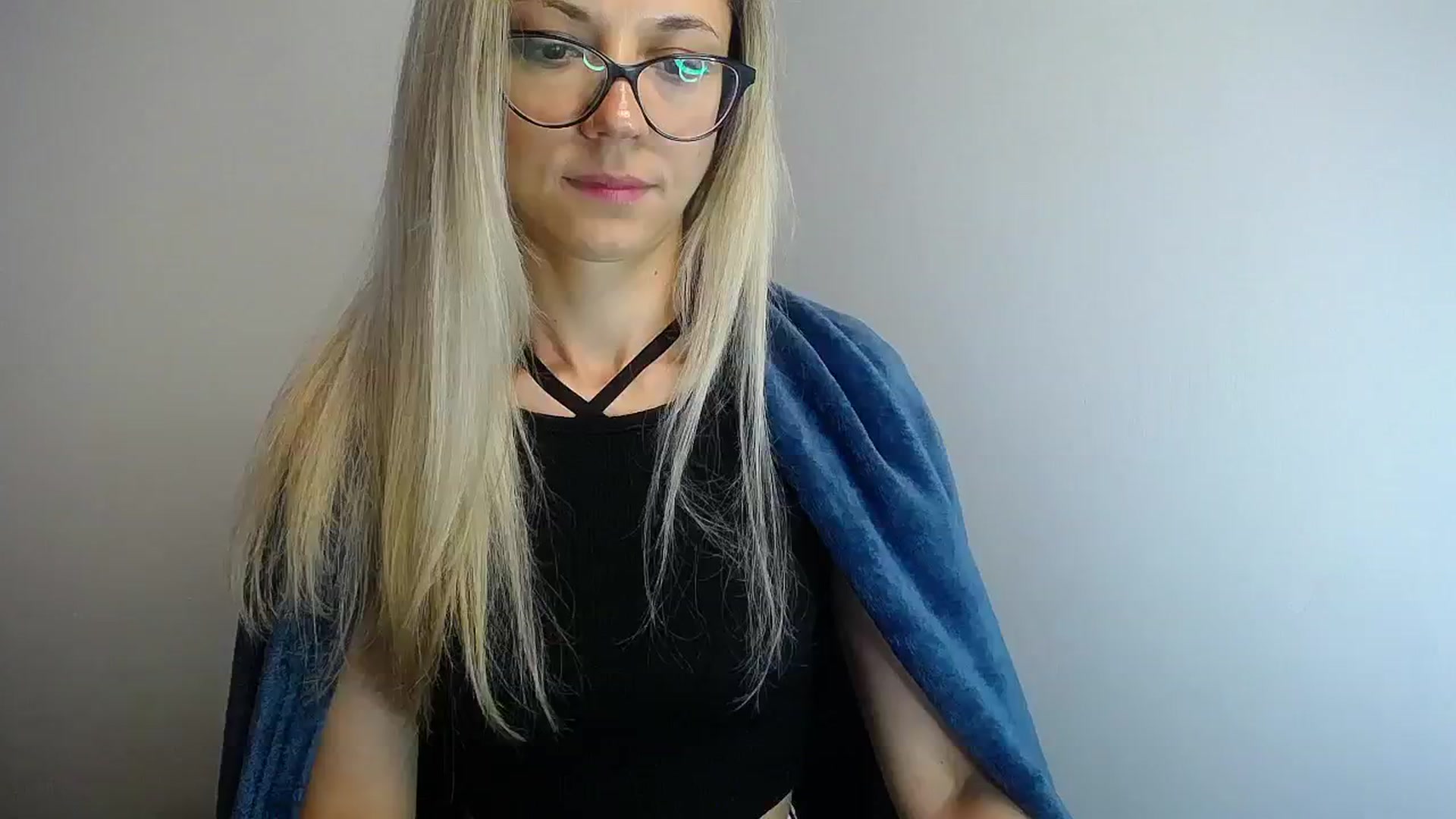 Gallery image thumbnail from Sunshine_alis's myfreecams stream on, 06/19/2024, 12:53 image 18 of 20