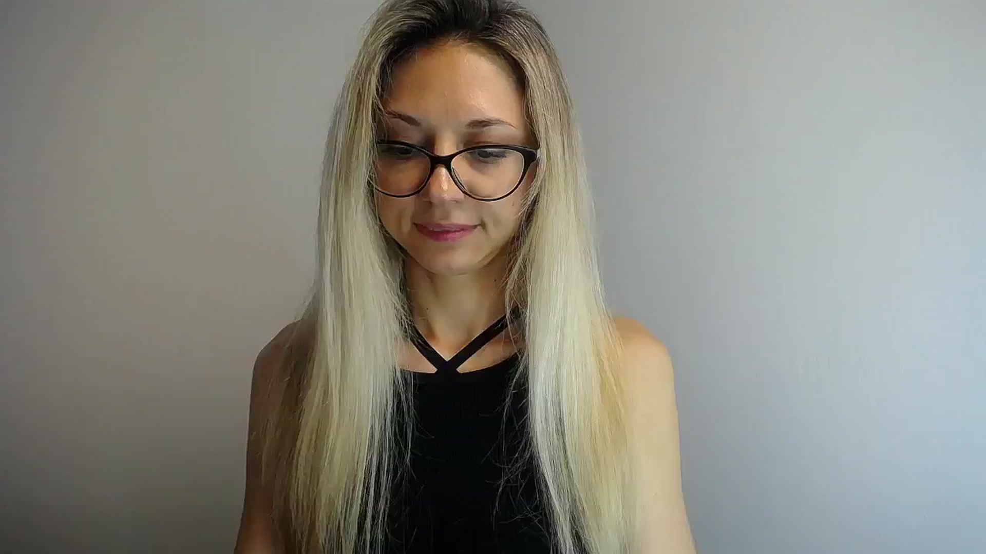 Gallery image thumbnail from Sunshine_alis's myfreecams stream on, 06/19/2024, 12:53 image 5 of 20