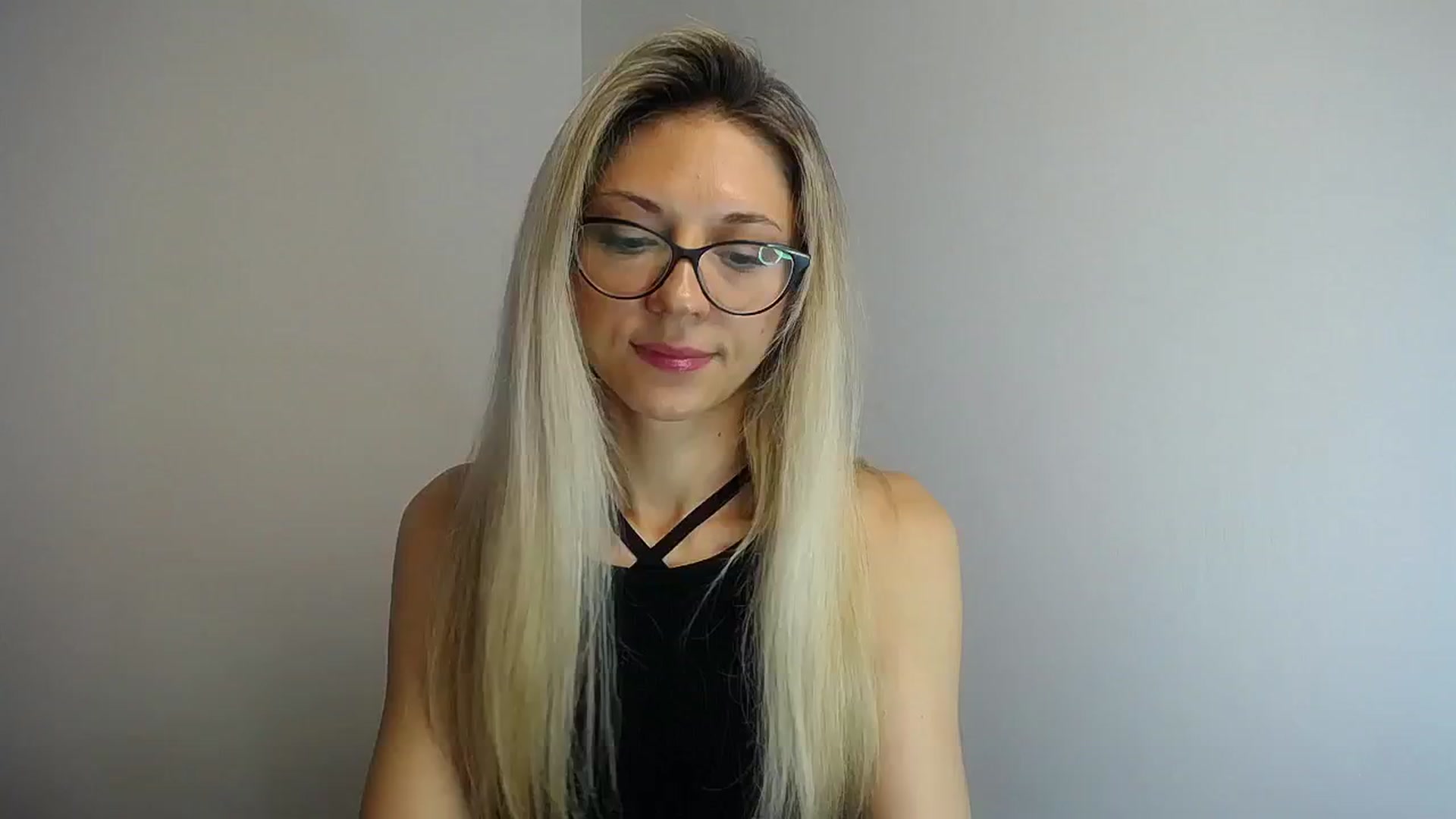 Gallery image thumbnail from Sunshine_alis's myfreecams stream on, 06/19/2024, 12:53 image 1 of 20