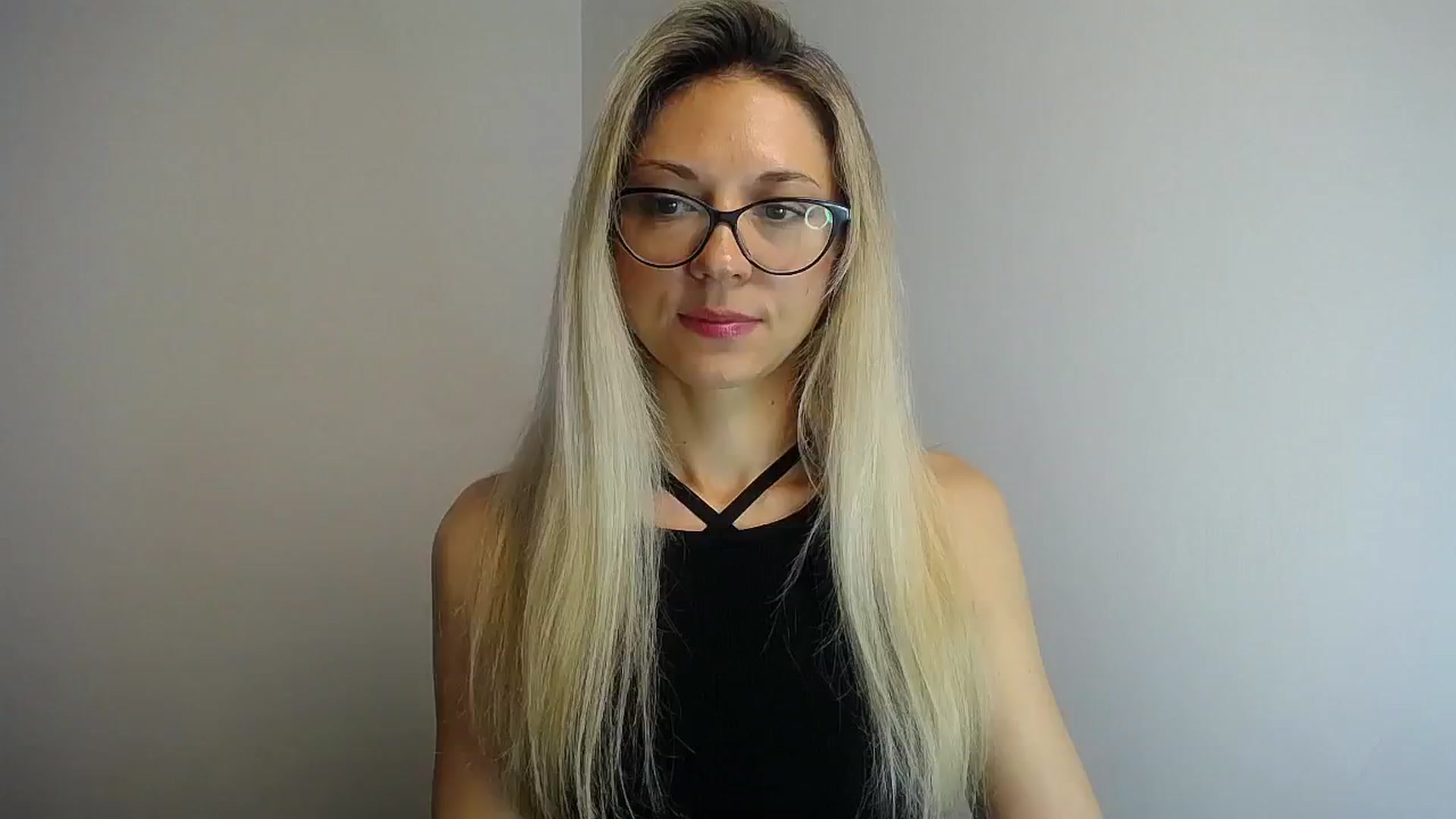 Gallery image thumbnail from Sunshine_alis's myfreecams stream on, 06/19/2024, 12:53 image 2 of 20