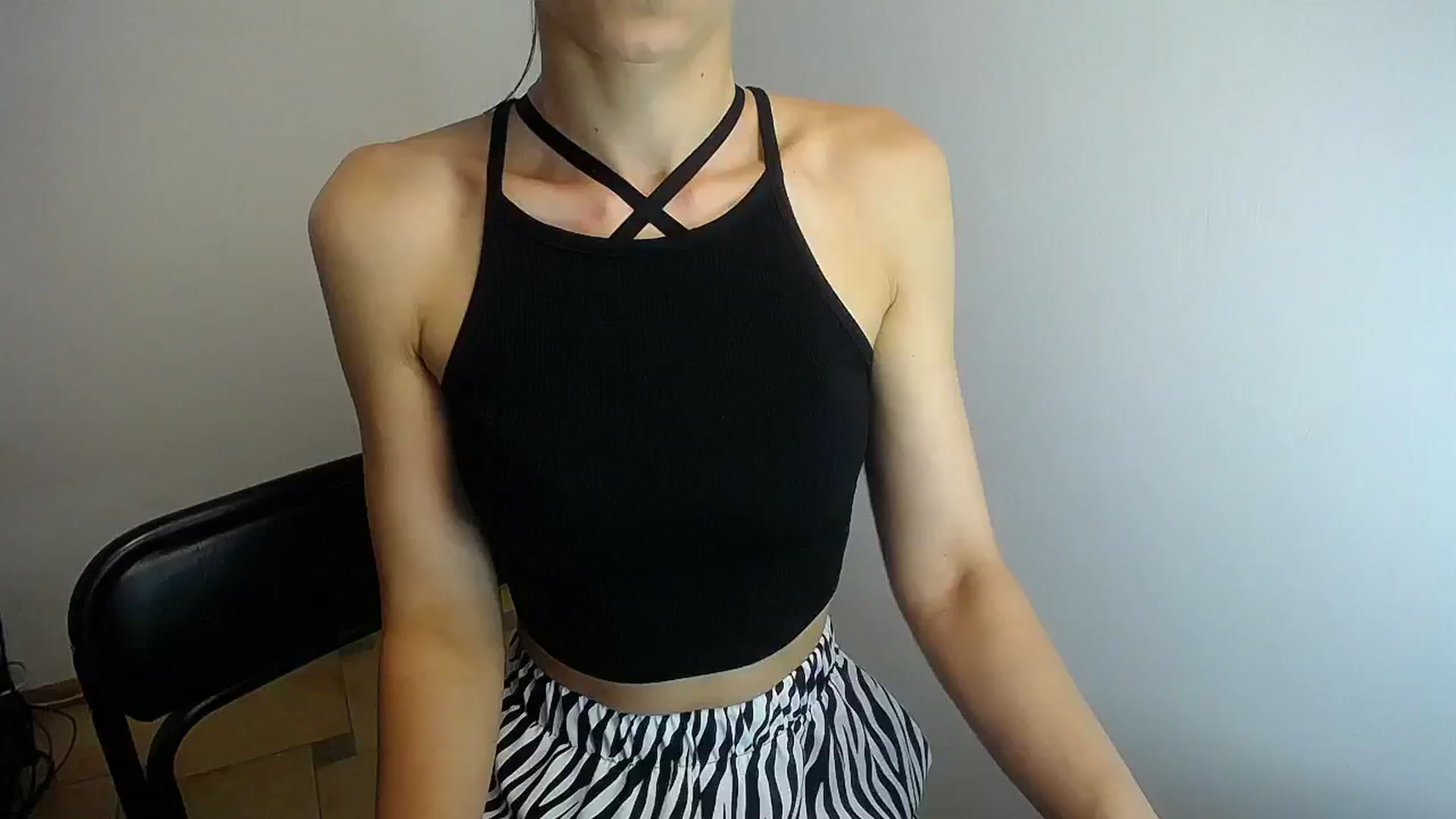 Gallery image thumbnail from Sunshine_alis's myfreecams stream on, 06/19/2024, 12:53 image 12 of 20