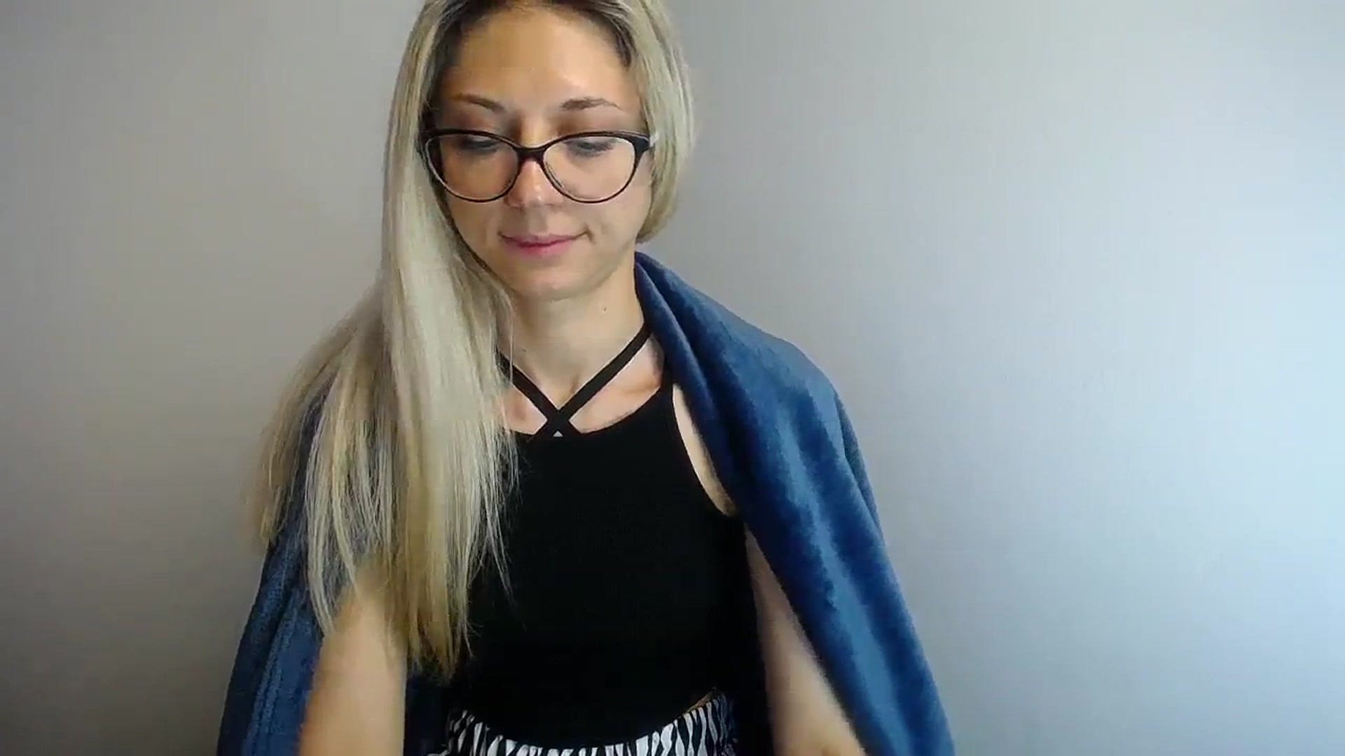 Gallery image thumbnail from Sunshine_alis's myfreecams stream on, 06/19/2024, 13:35 image 12 of 20