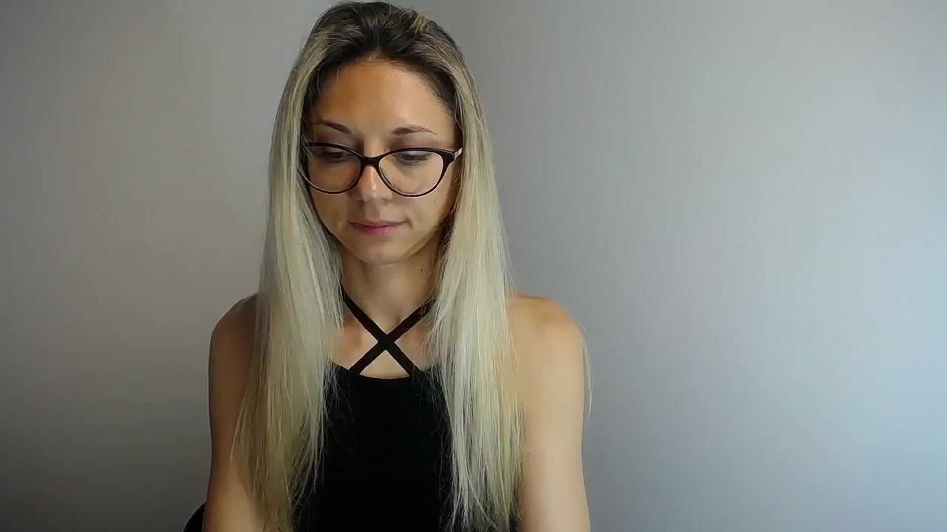 Gallery image thumbnail from Sunshine_alis's myfreecams stream on, 06/19/2024, 15:39 image 5 of 20