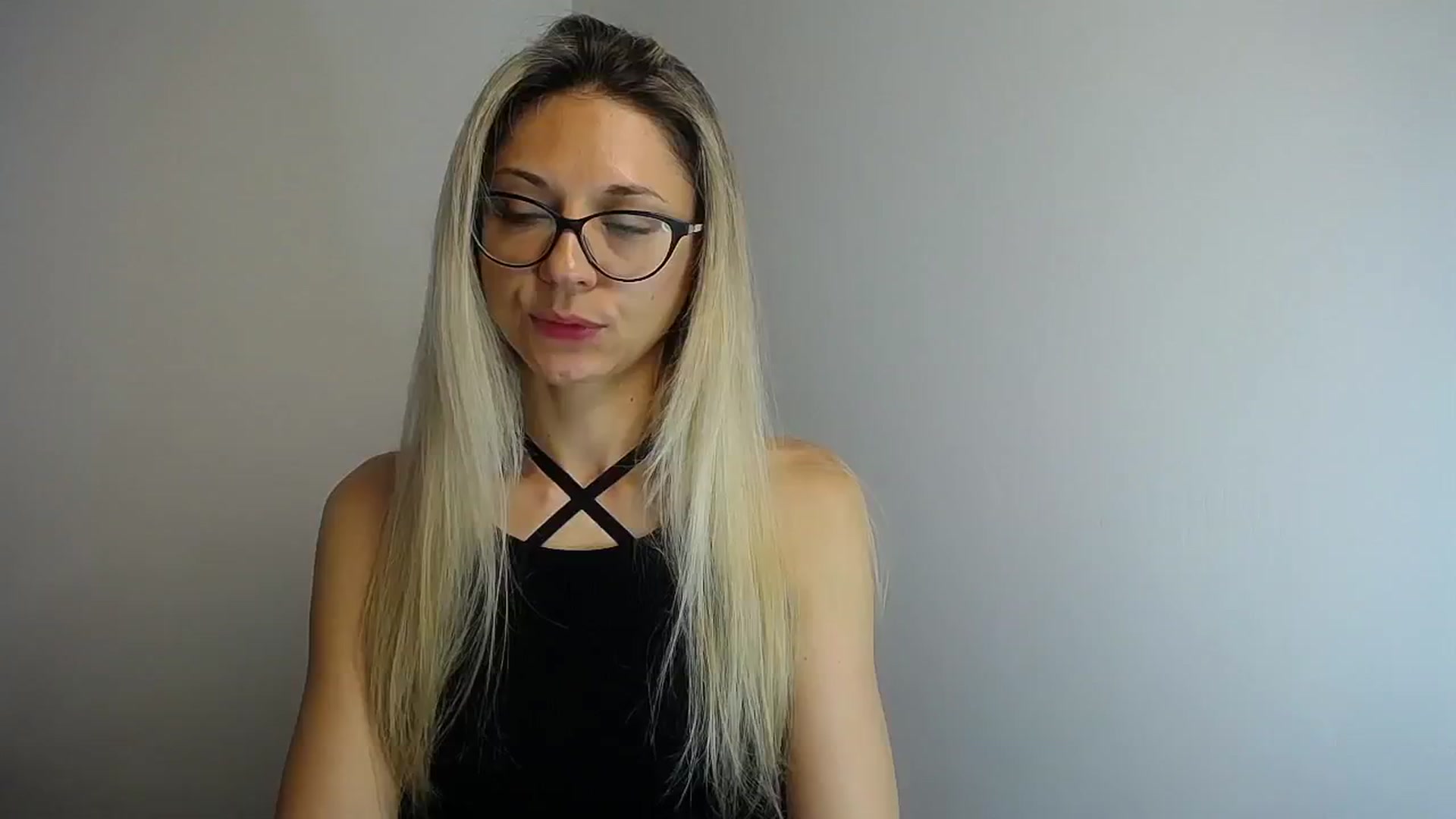 Gallery image thumbnail from Sunshine_alis's myfreecams stream on, 06/19/2024, 15:39 image 3 of 20