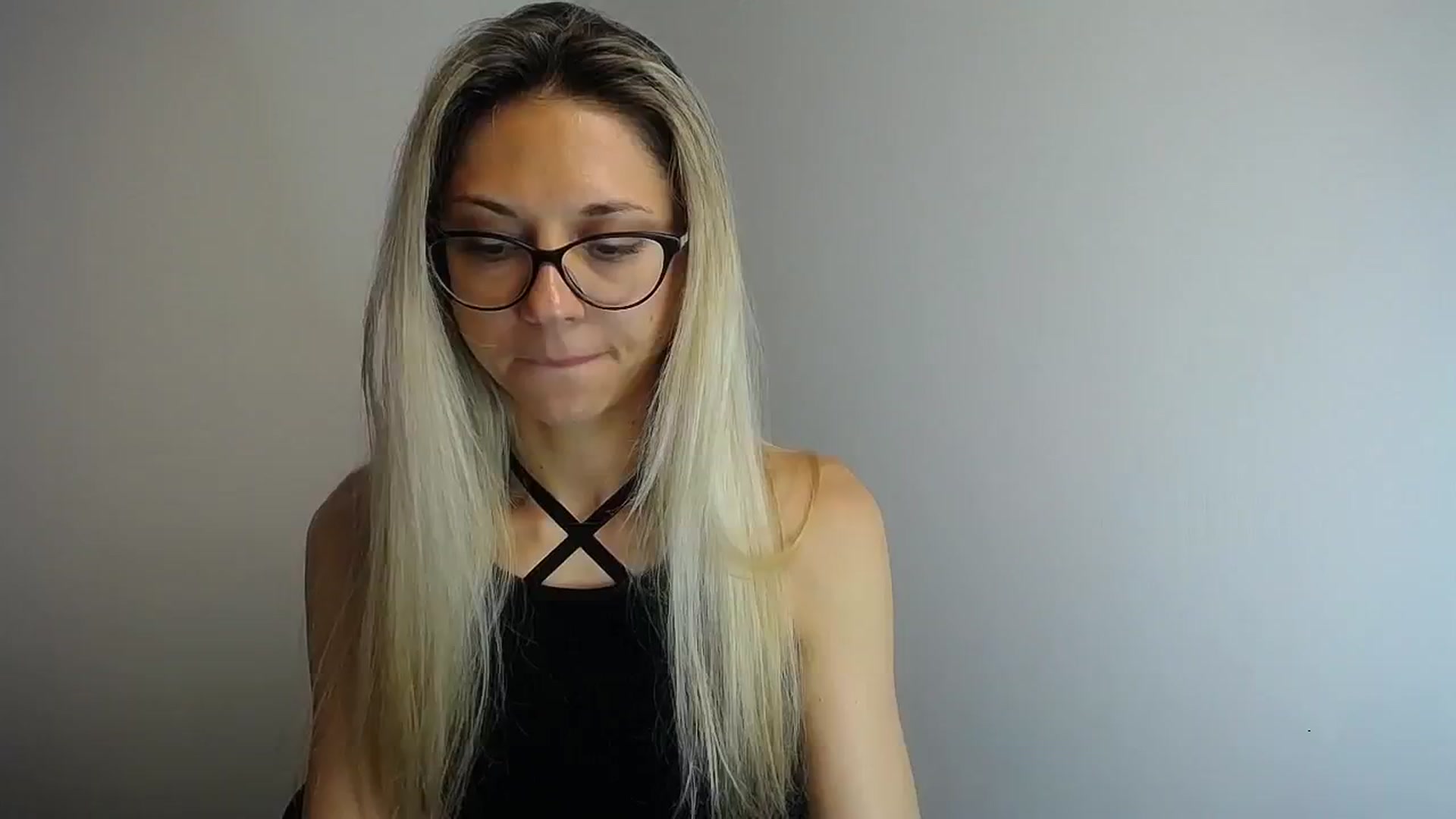 Gallery image thumbnail from Sunshine_alis's myfreecams stream on, 06/19/2024, 15:39 image 20 of 20