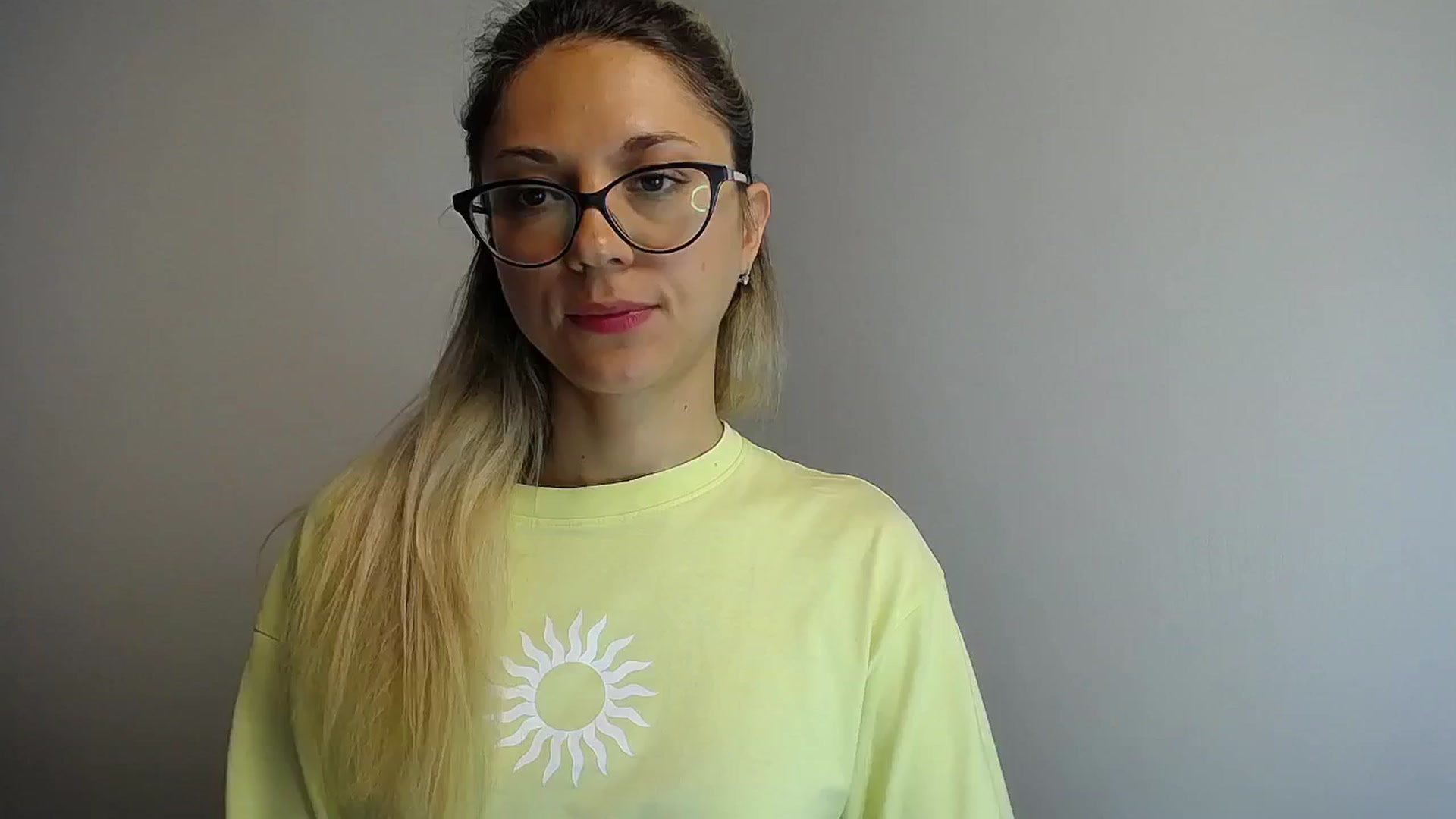 Gallery image thumbnail from Sunshine_alis's myfreecams stream on, 06/20/2024, 14:13 image 12 of 20