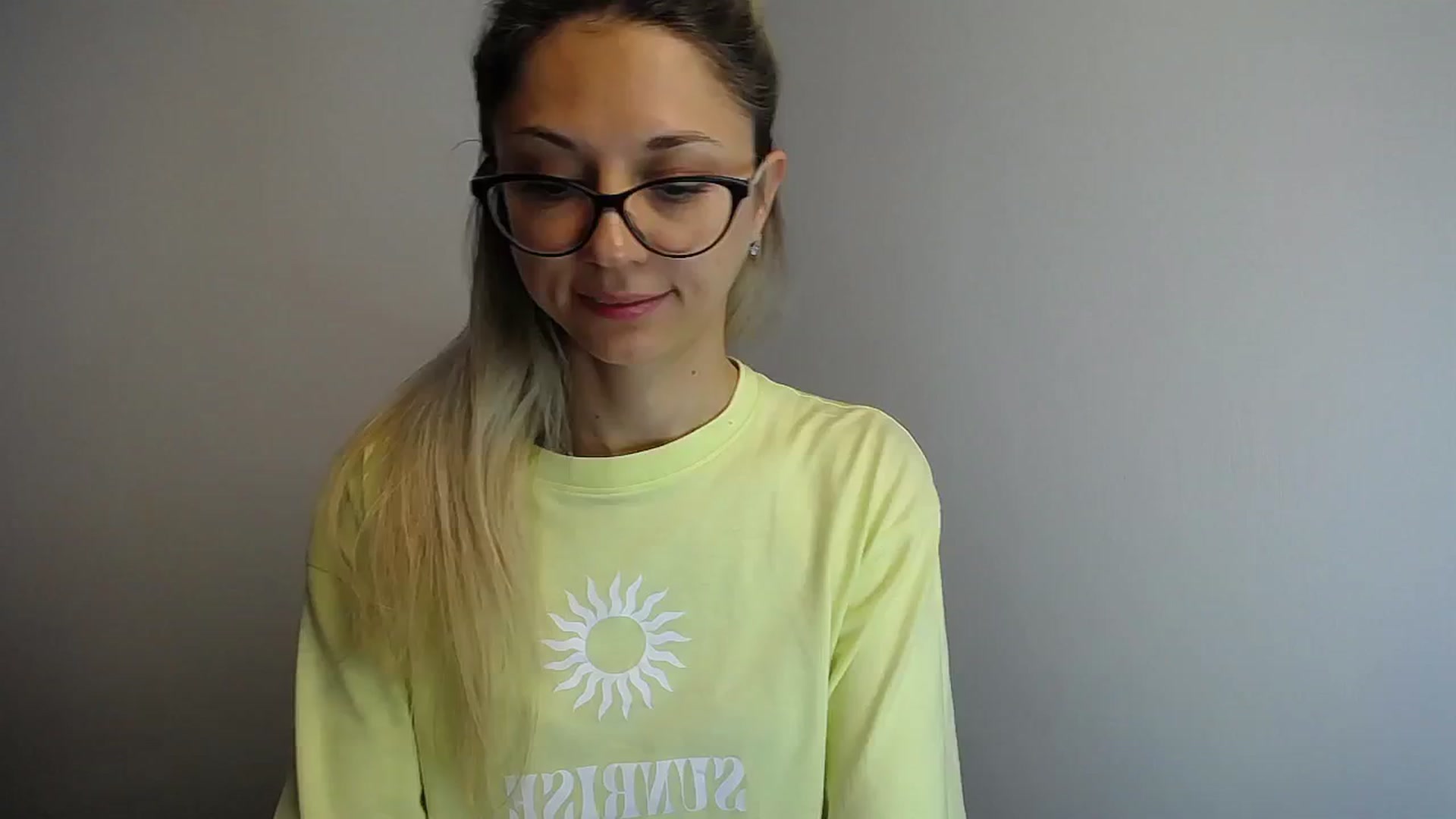 Gallery image thumbnail from Sunshine_alis's myfreecams stream on, 06/20/2024, 14:13 image 16 of 20