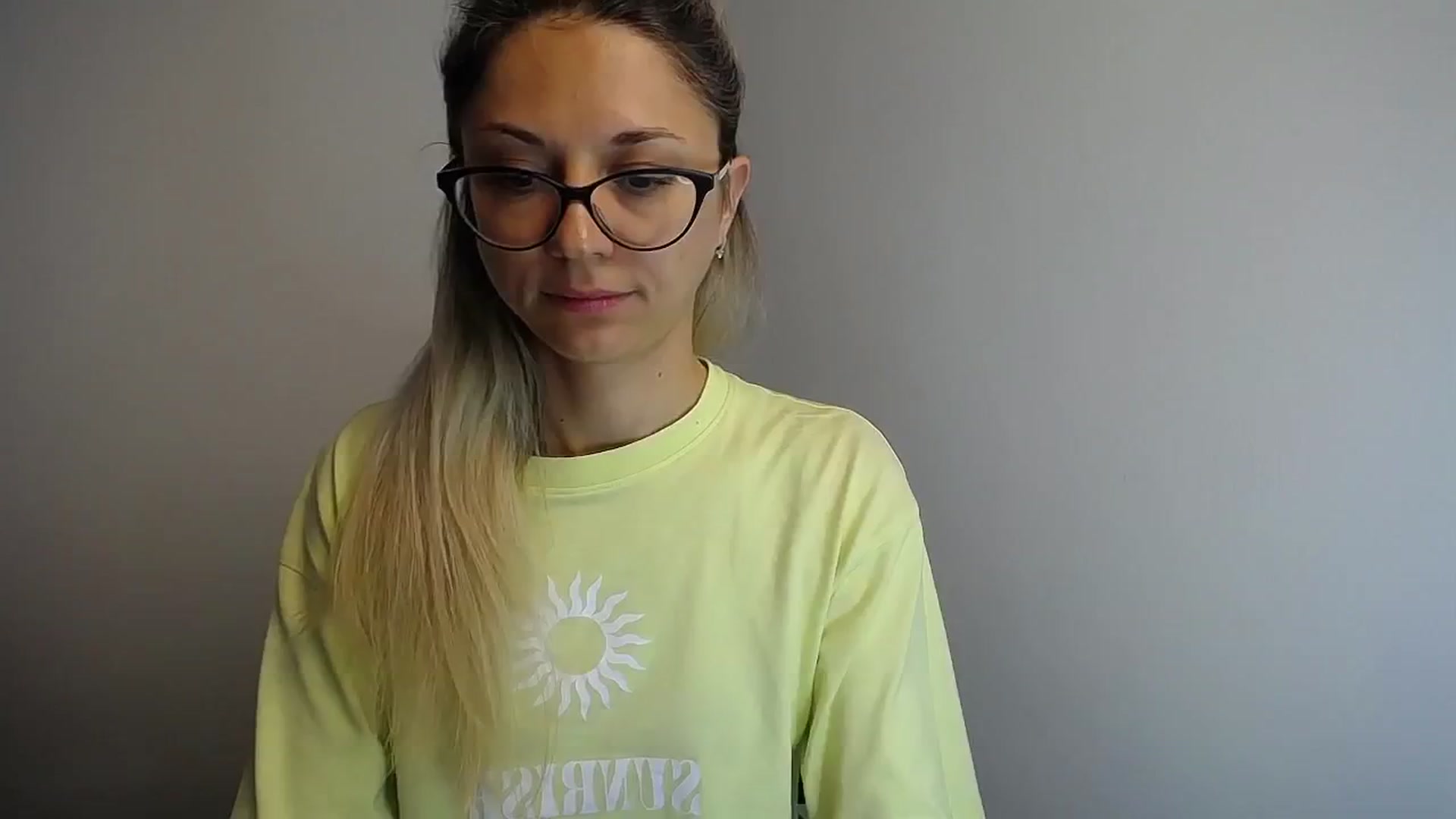 Gallery image thumbnail from Sunshine_alis's myfreecams stream on, 06/20/2024, 14:13 image 17 of 20
