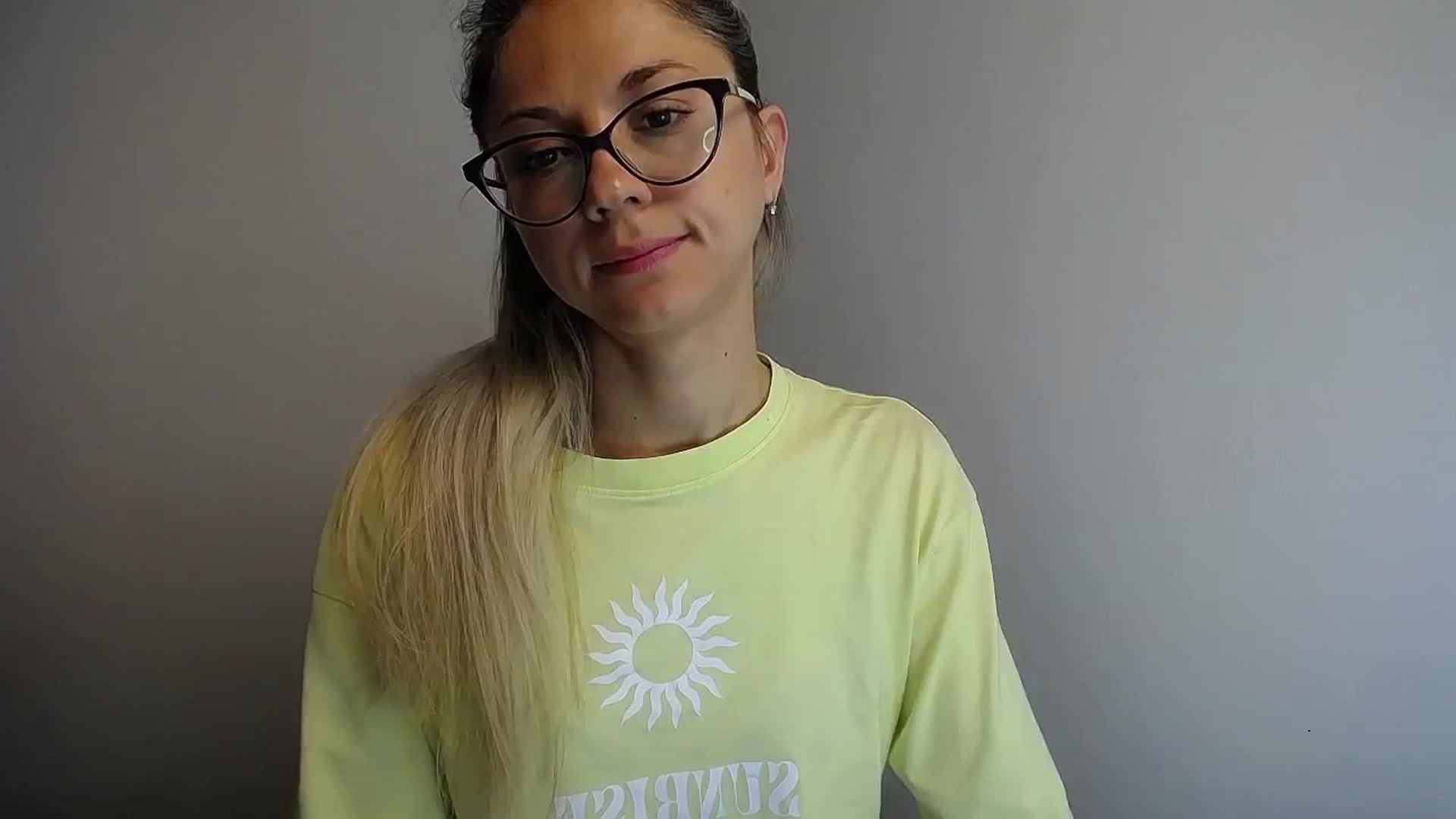 Gallery image thumbnail from Sunshine_alis's myfreecams stream on, 06/20/2024, 14:13 image 15 of 20