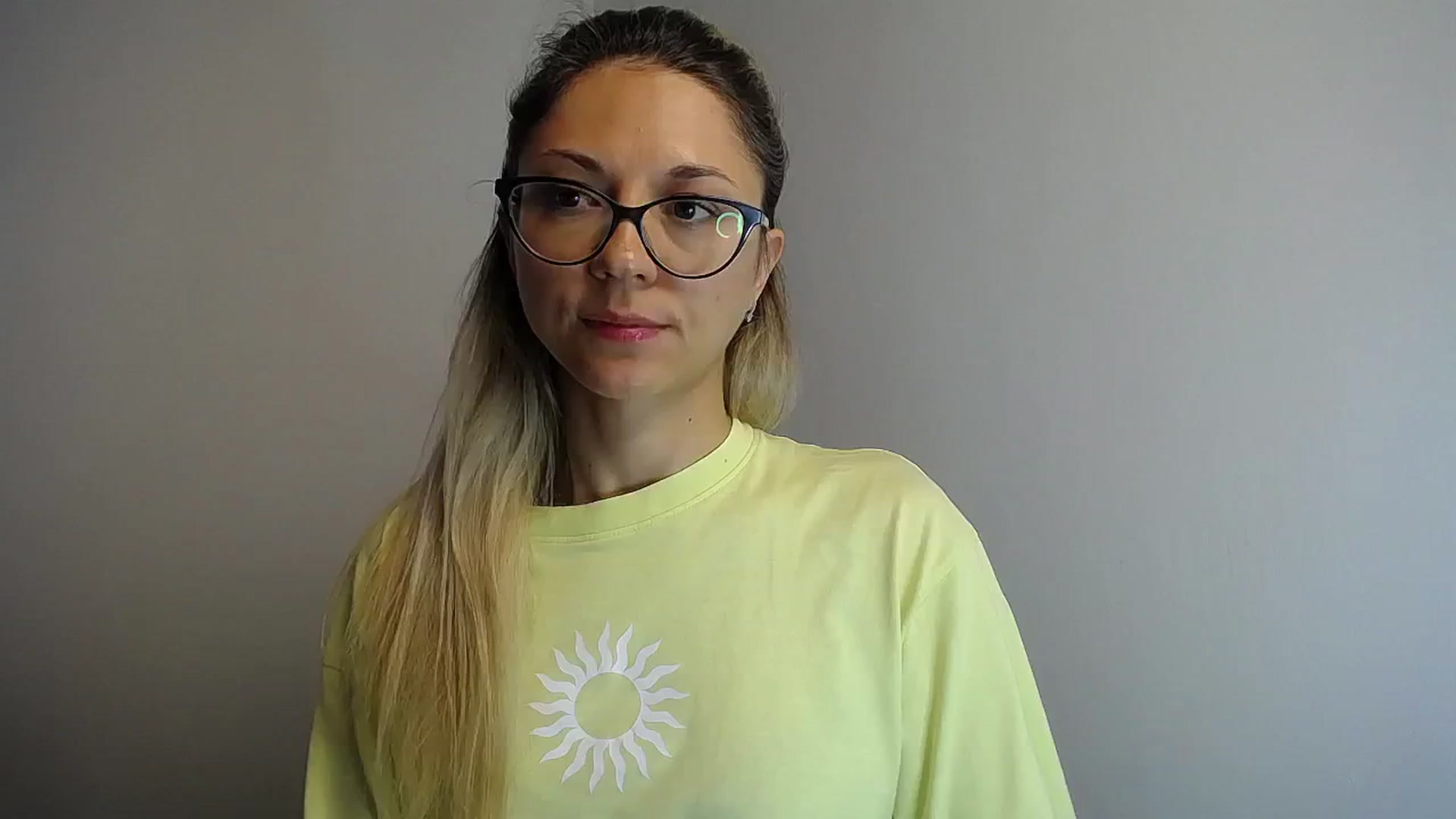 Gallery image thumbnail from Sunshine_alis's myfreecams stream on, 06/20/2024, 14:13 image 2 of 20