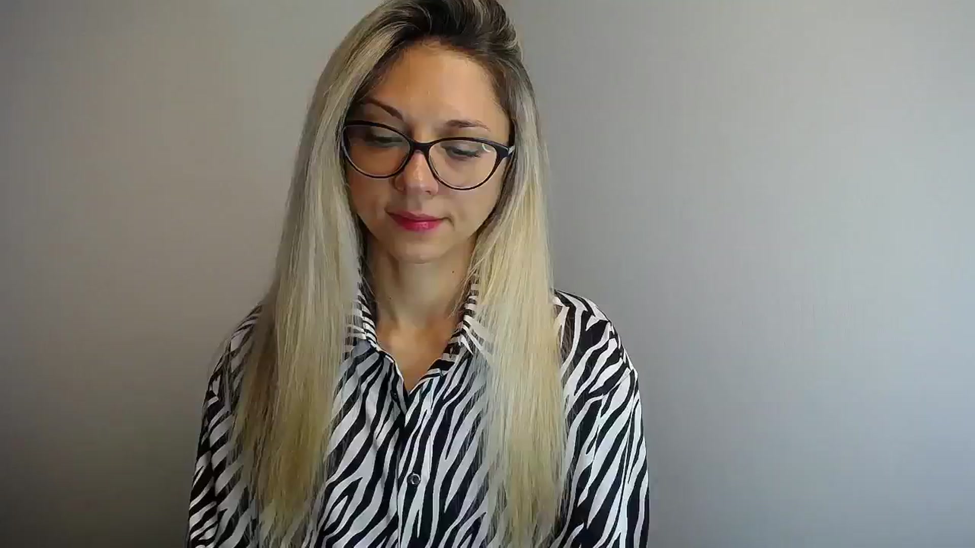 Gallery image thumbnail from Sunshine_alis's myfreecams stream on, 06/21/2024, 10:37 image 3 of 20