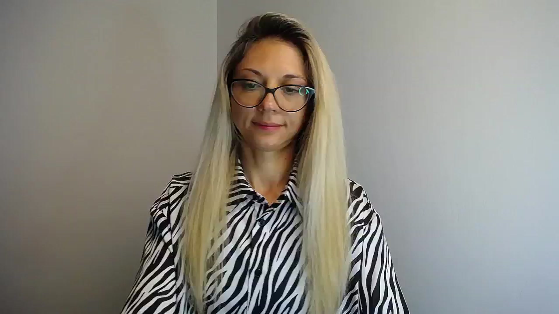 Gallery image thumbnail from Sunshine_alis's myfreecams stream on, 06/21/2024, 13:49 image 20 of 20