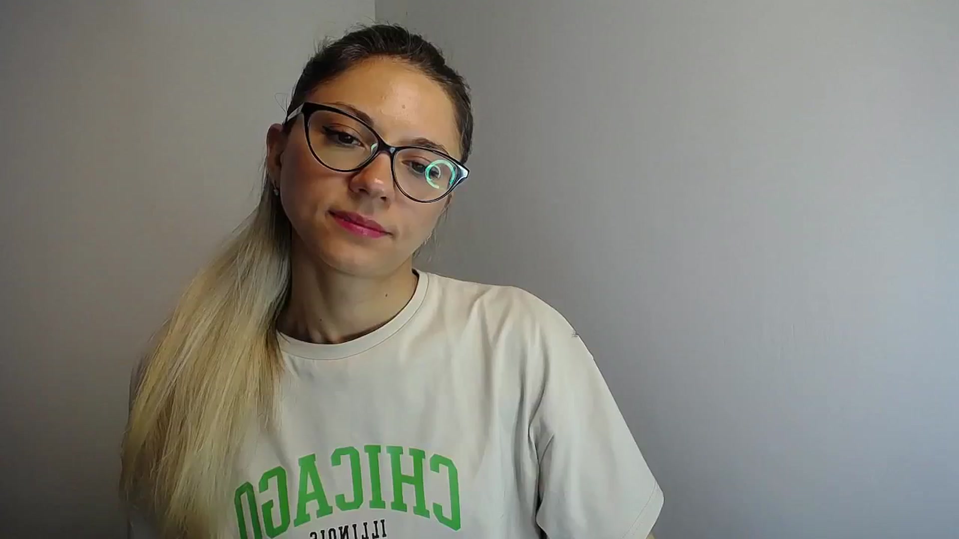Gallery image thumbnail from Sunshine_alis's myfreecams stream on, 06/22/2024, 11:39 image 7 of 20
