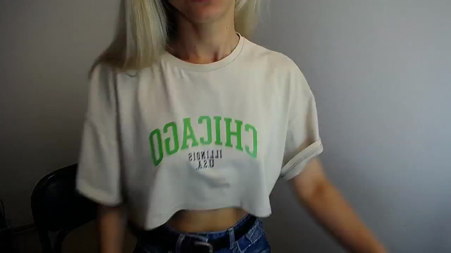 Gallery image thumbnail from Sunshine_alis's myfreecams stream on, 06/22/2024, 13:06 image 4 of 20