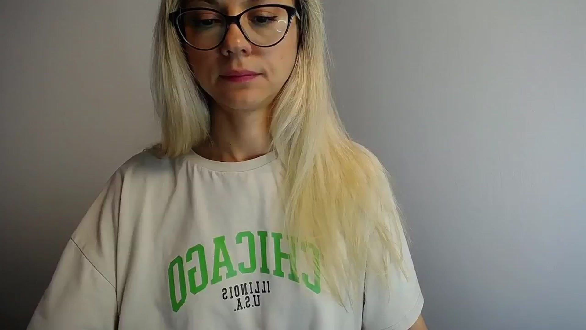 Gallery image thumbnail from Sunshine_alis's myfreecams stream on, 06/22/2024, 13:06 image 18 of 20