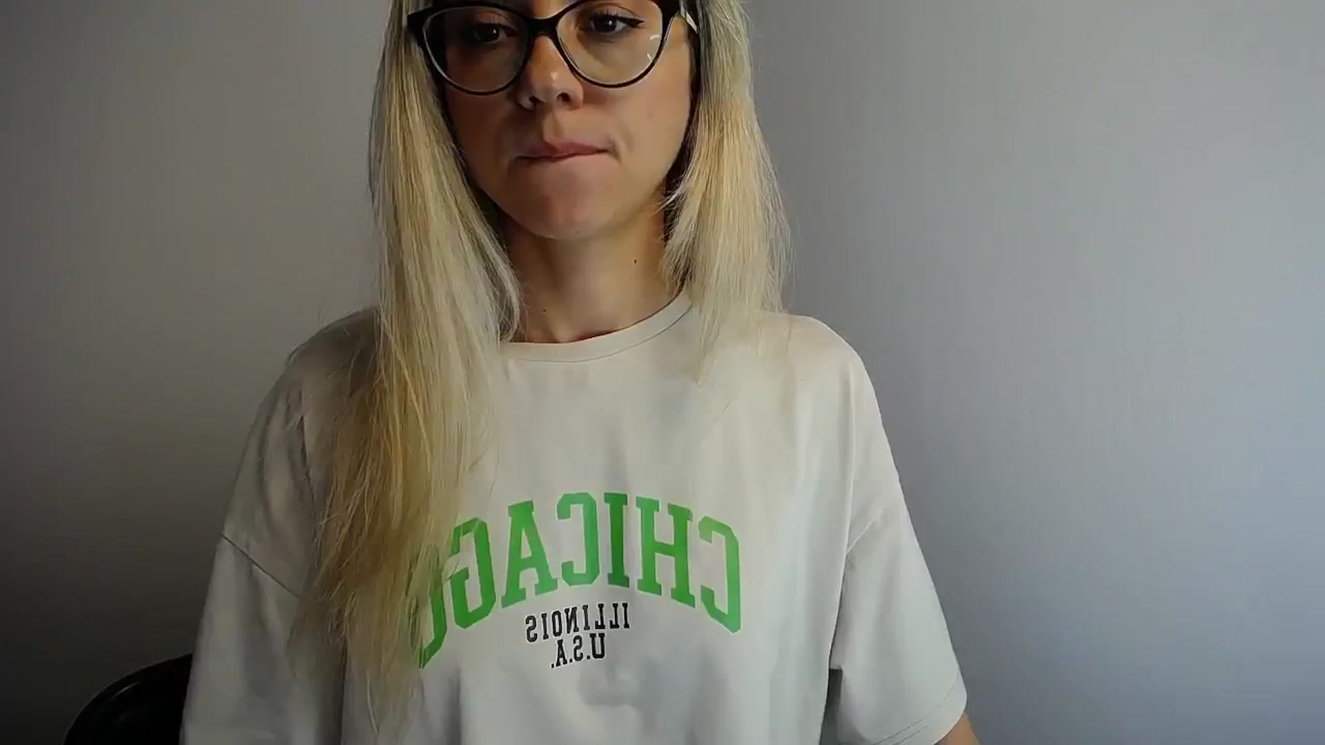 Gallery image thumbnail from Sunshine_alis's myfreecams stream on, 06/22/2024, 13:06 image 14 of 20