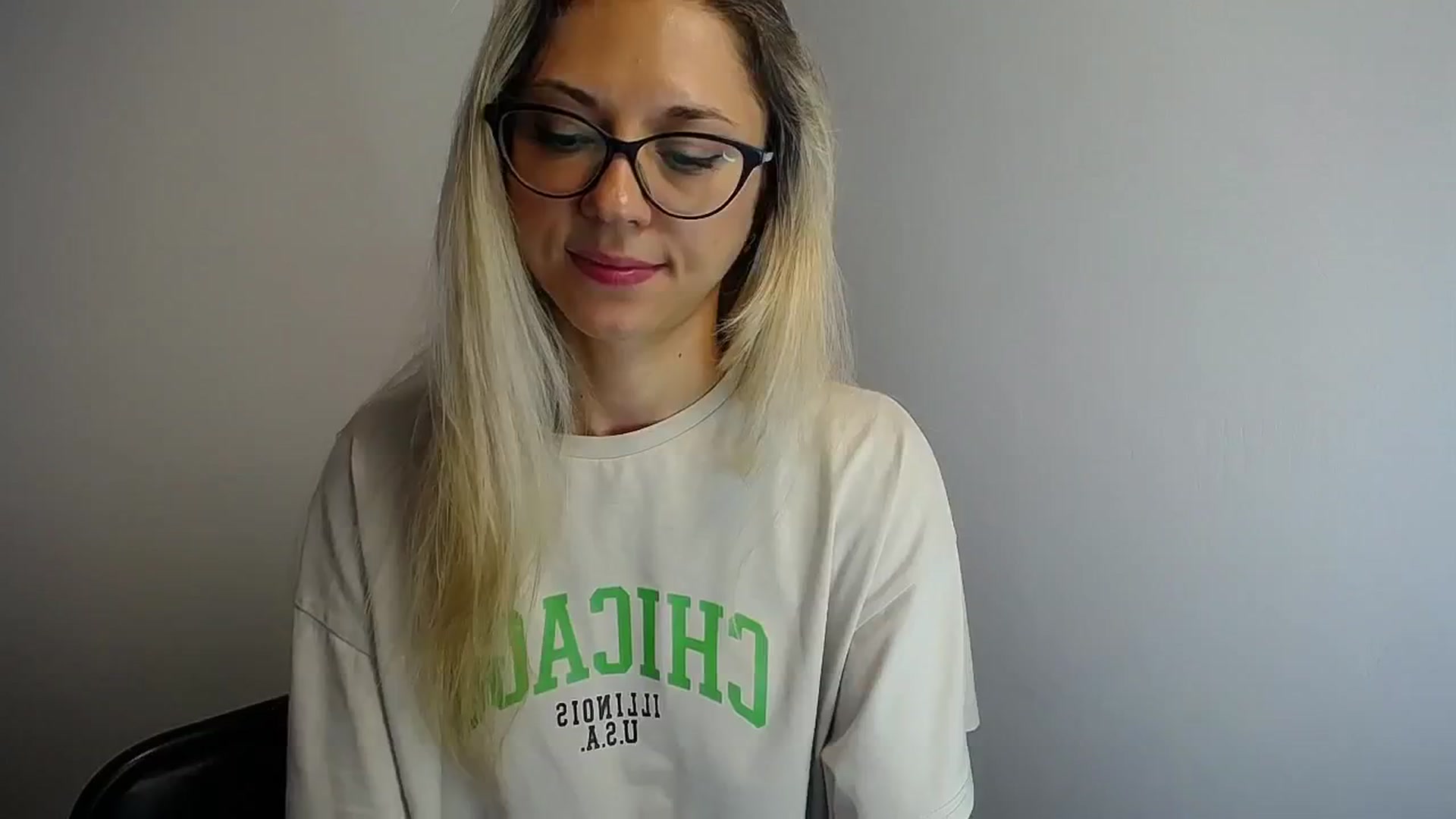 Gallery image thumbnail from Sunshine_alis's myfreecams stream on, 06/22/2024, 13:06 image 12 of 20