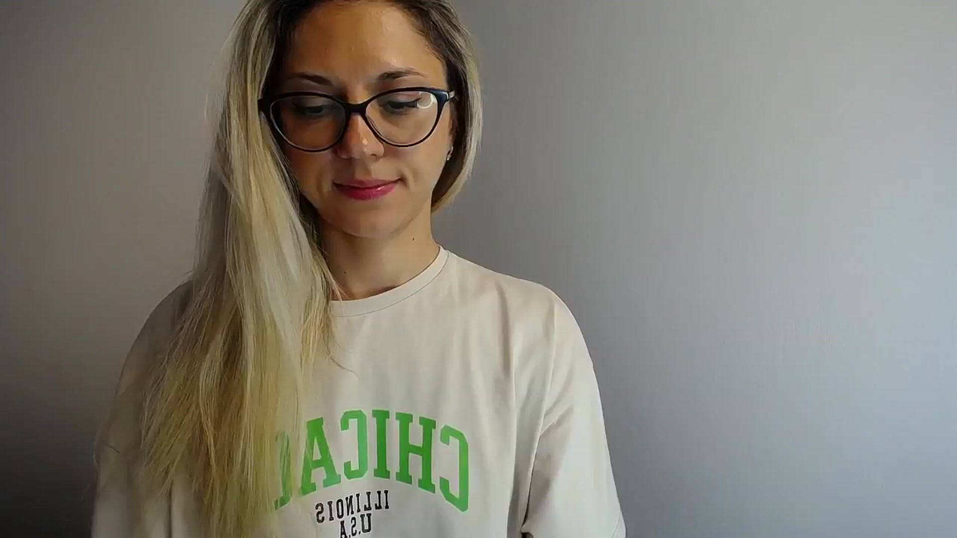 Gallery image thumbnail from Sunshine_alis's myfreecams stream on, 06/22/2024, 15:04 image 14 of 20