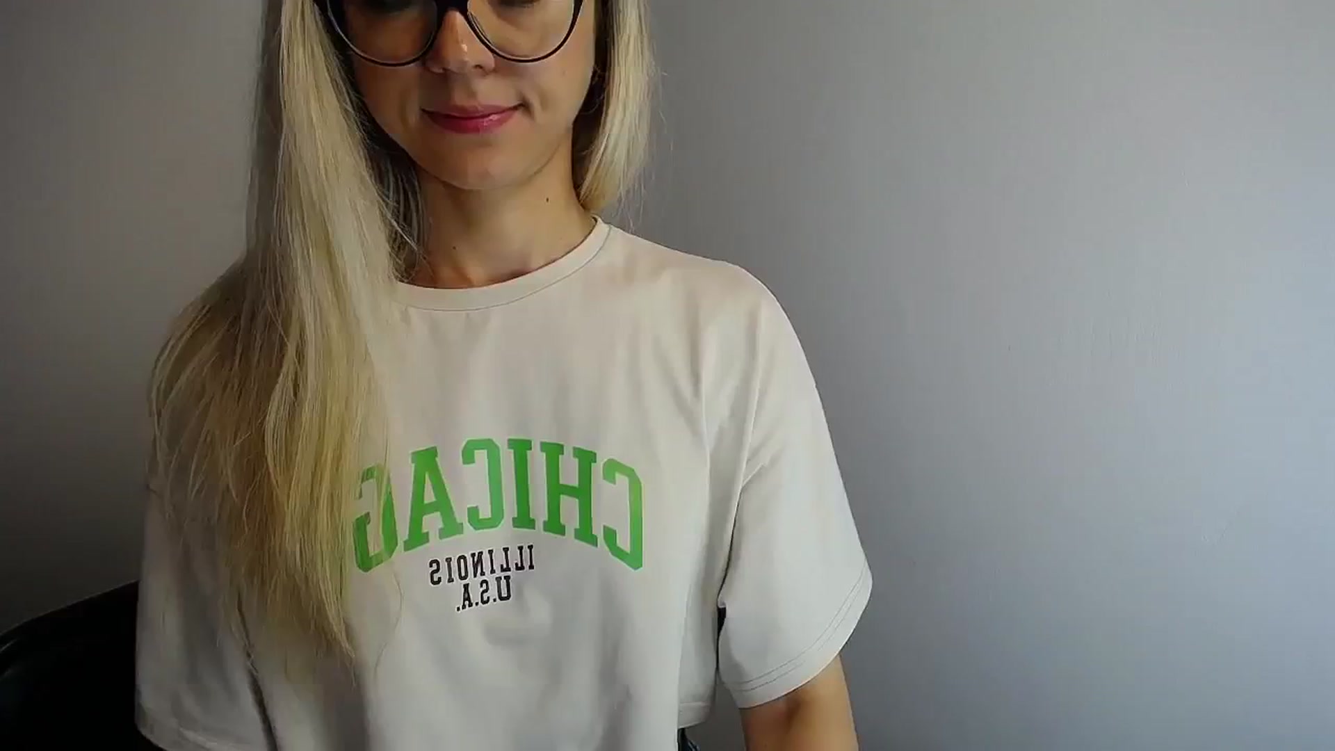 Gallery image thumbnail from Sunshine_alis's myfreecams stream on, 06/22/2024, 15:04 image 19 of 20