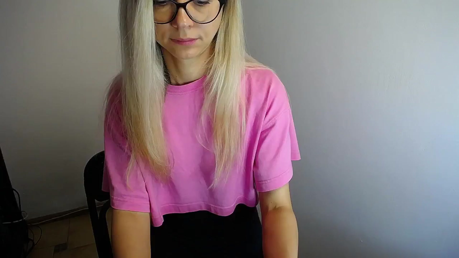 Gallery image thumbnail from Sunshine_alis's myfreecams stream on, 06/24/2024, 11:34 image 17 of 20