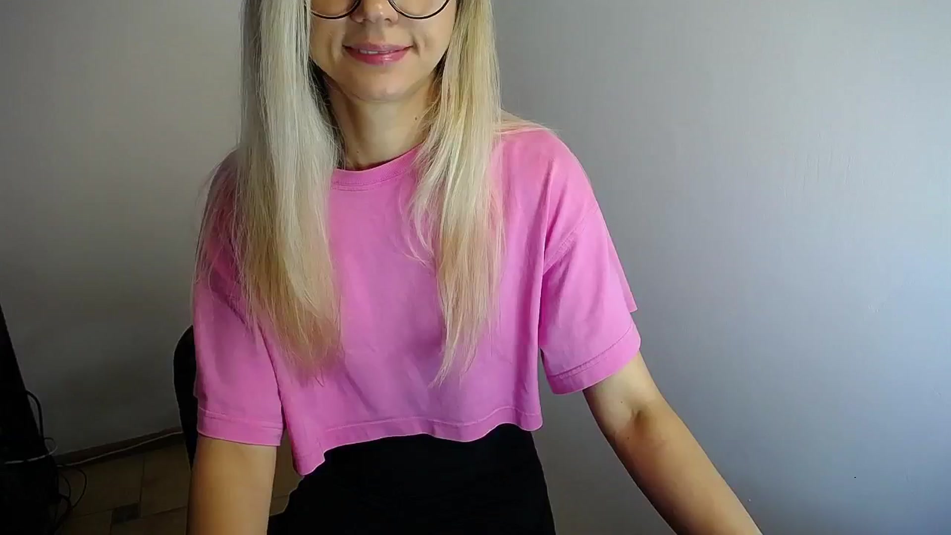 Gallery image thumbnail from Sunshine_alis's myfreecams stream on, 06/24/2024, 11:34 image 16 of 20